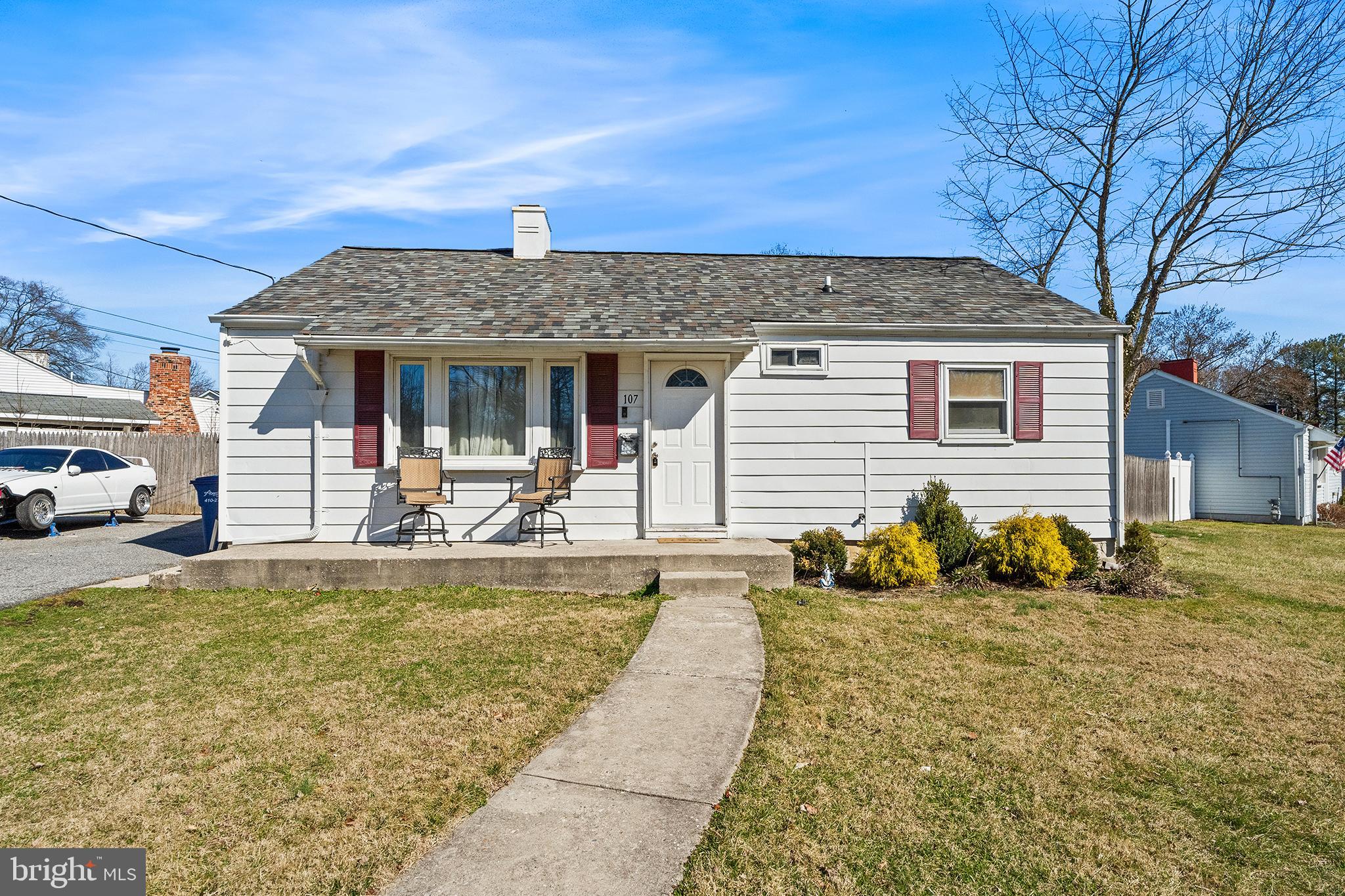 ROYAL ACRES - Residential