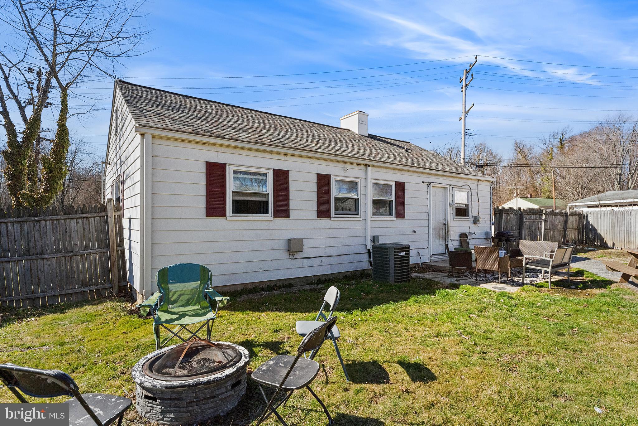 ROYAL ACRES - Residential