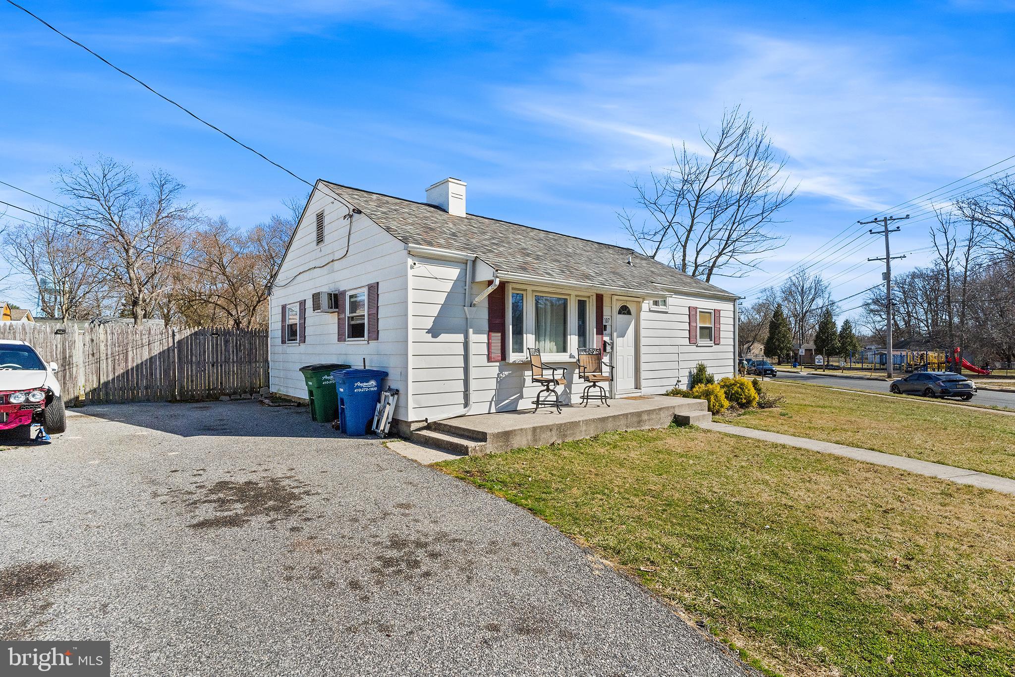 ROYAL ACRES - Residential