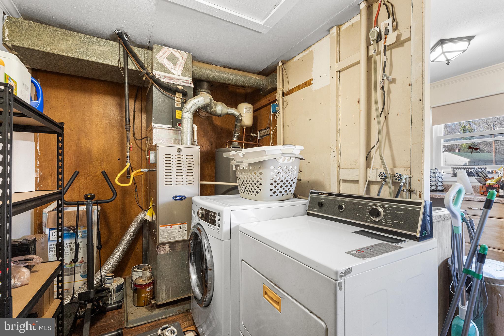 ROYAL ACRES - Residential