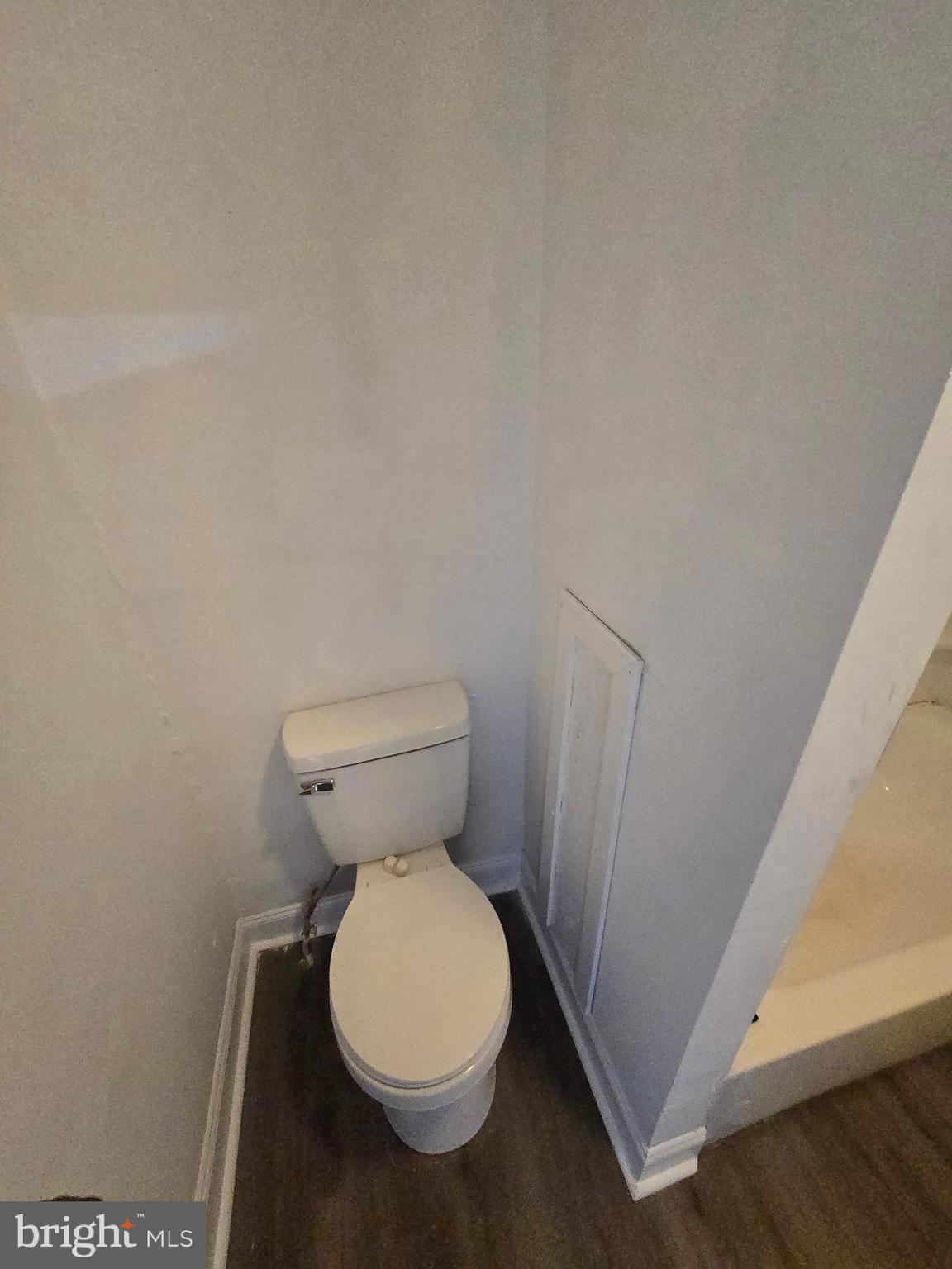 1316 N FARSON STREET 2