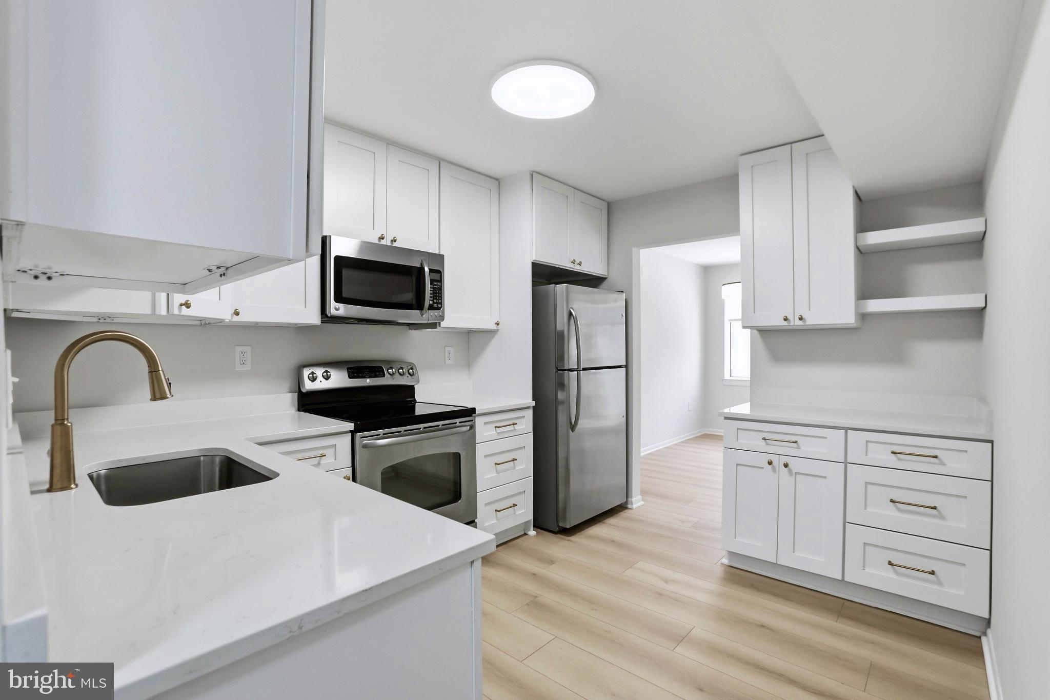 11731 LEDURA COURT 201