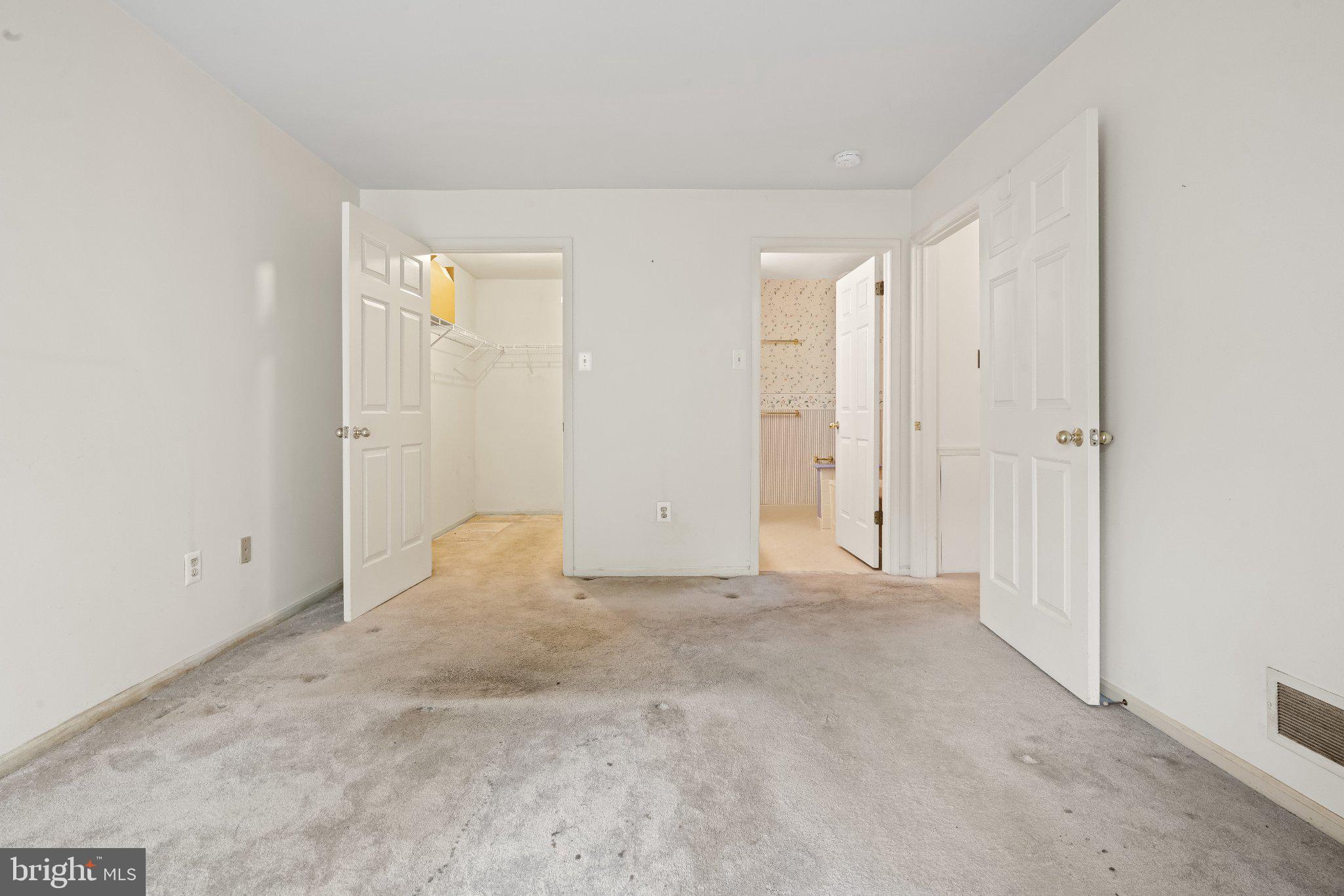 MONTGOMERY BROOKE - Residential
