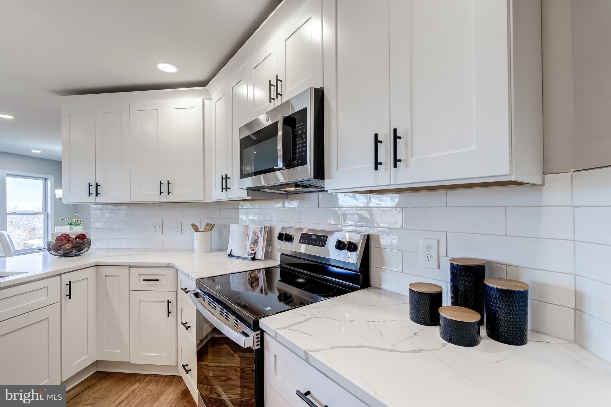 STONELEIGH - Residential