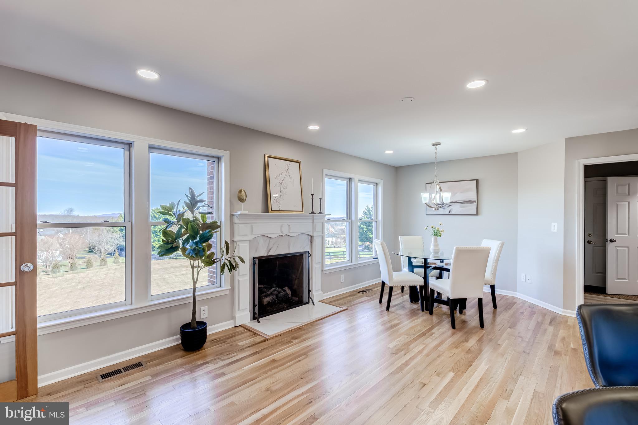 STONELEIGH - Residential