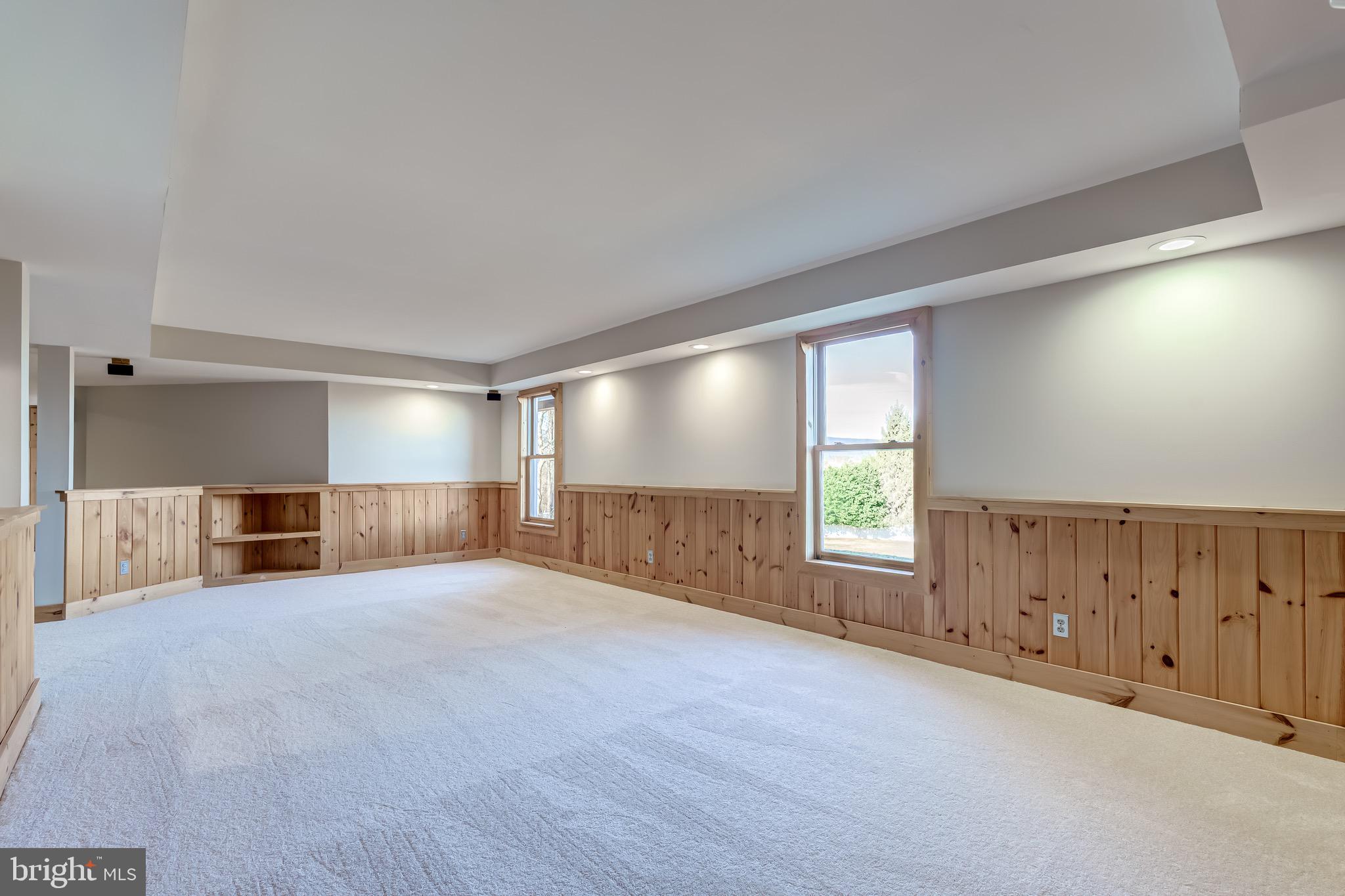 STONELEIGH - Residential