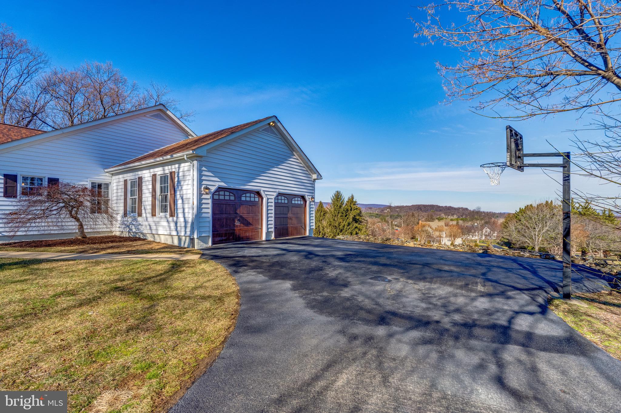 STONELEIGH - Residential