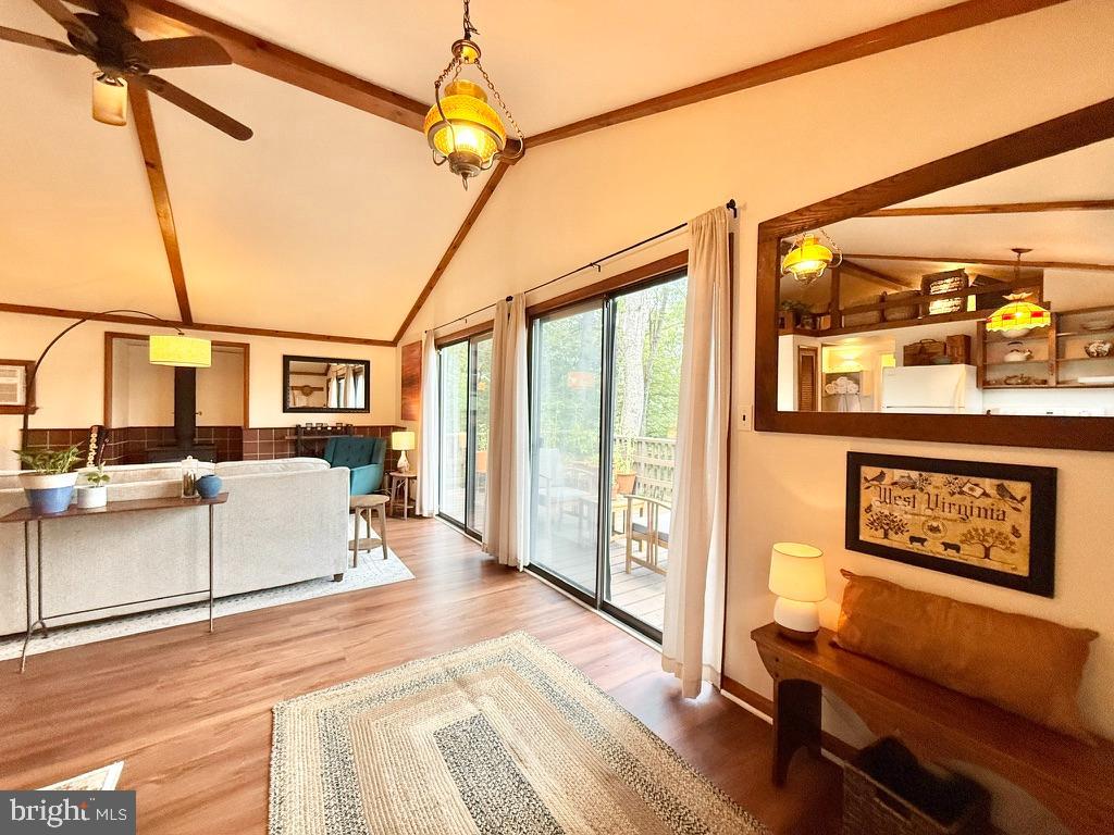 THE WOODS - Residential