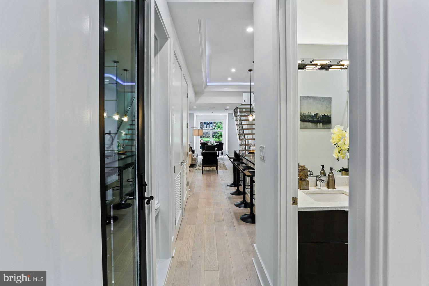 4 R STREET NW 3