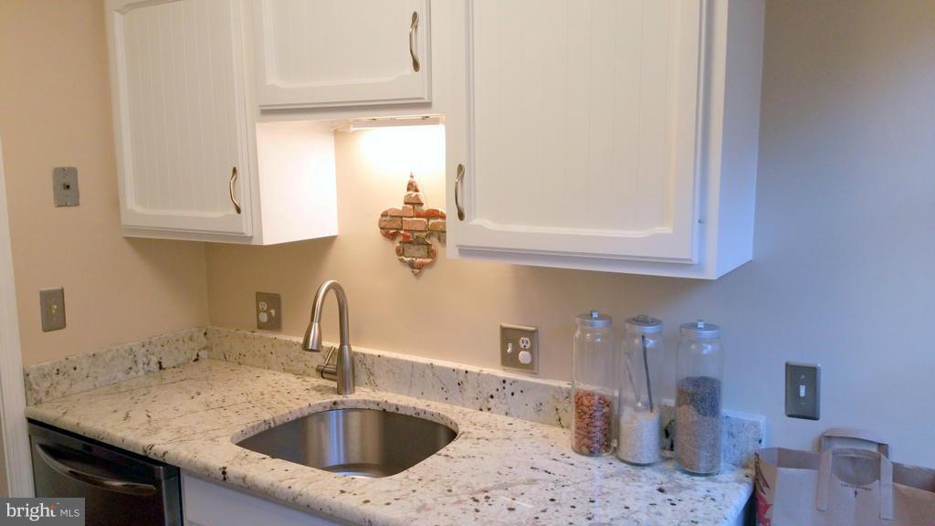 VIRGINIA VILLAGE - Residential Lease