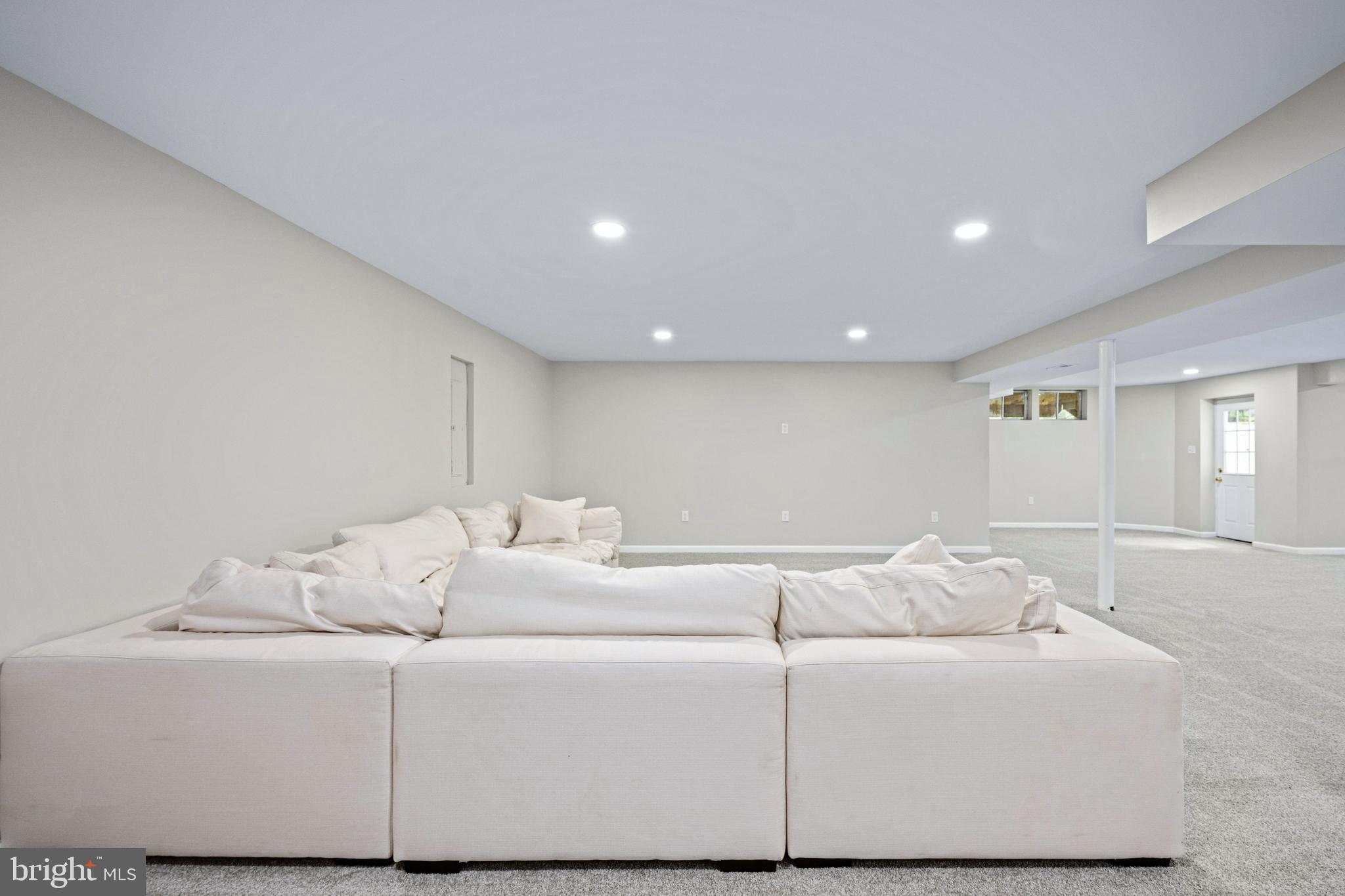 WATERFORD ESTATES - Residential