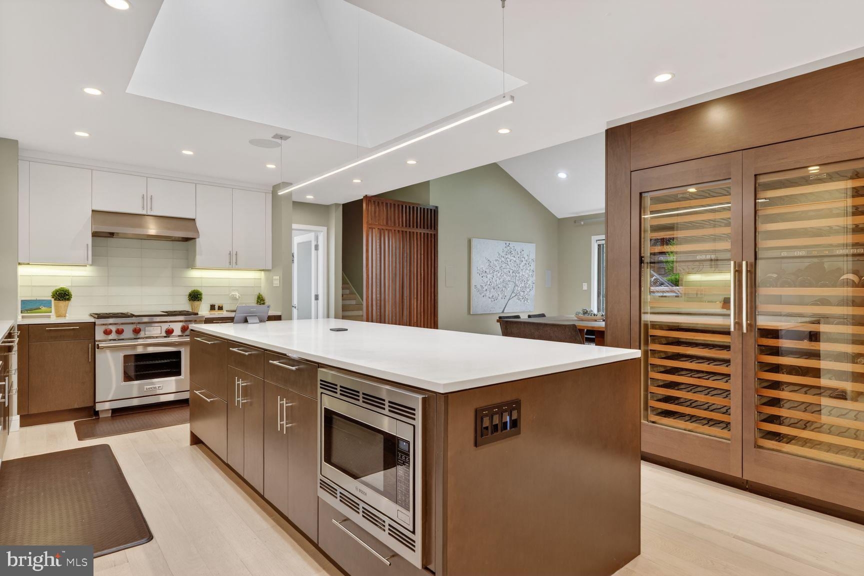 BELLEVUE FOREST - Residential