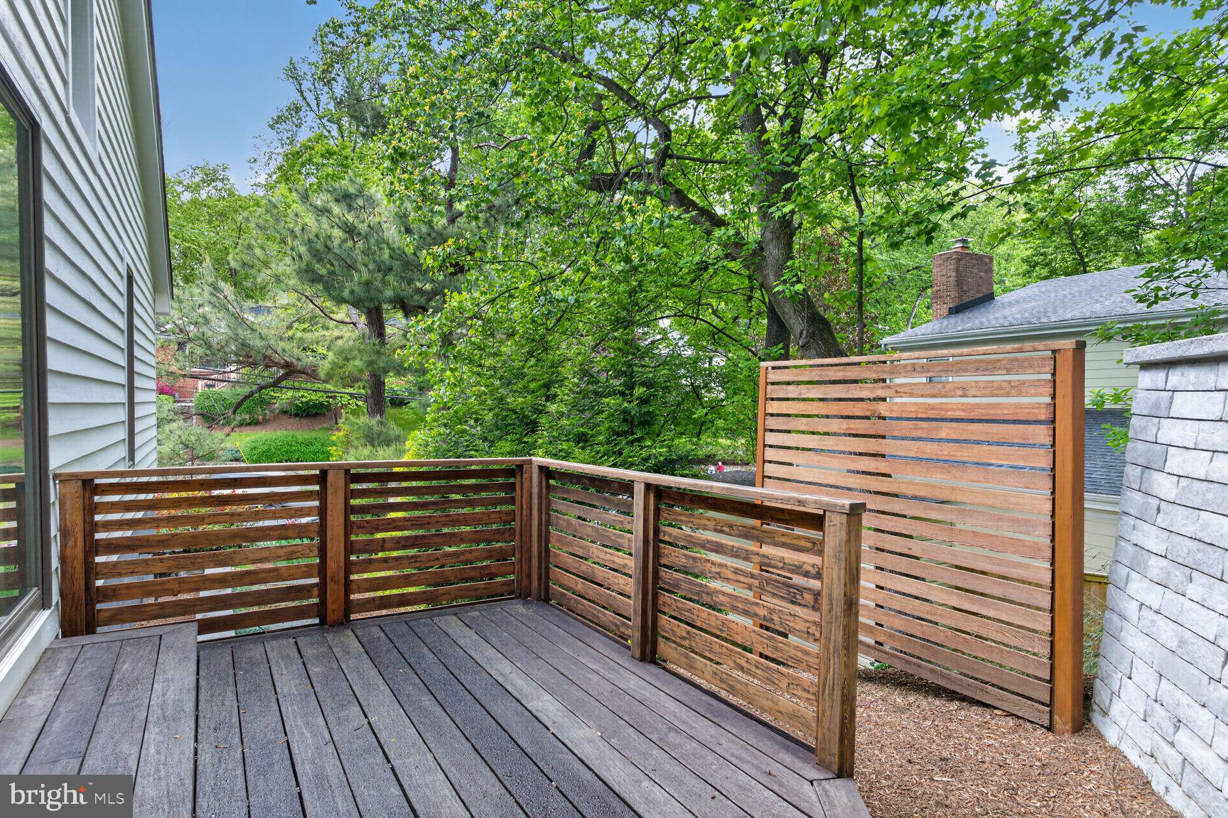 BELLEVUE FOREST - Residential