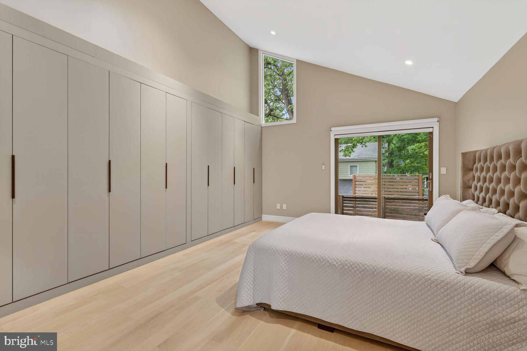 BELLEVUE FOREST - Residential