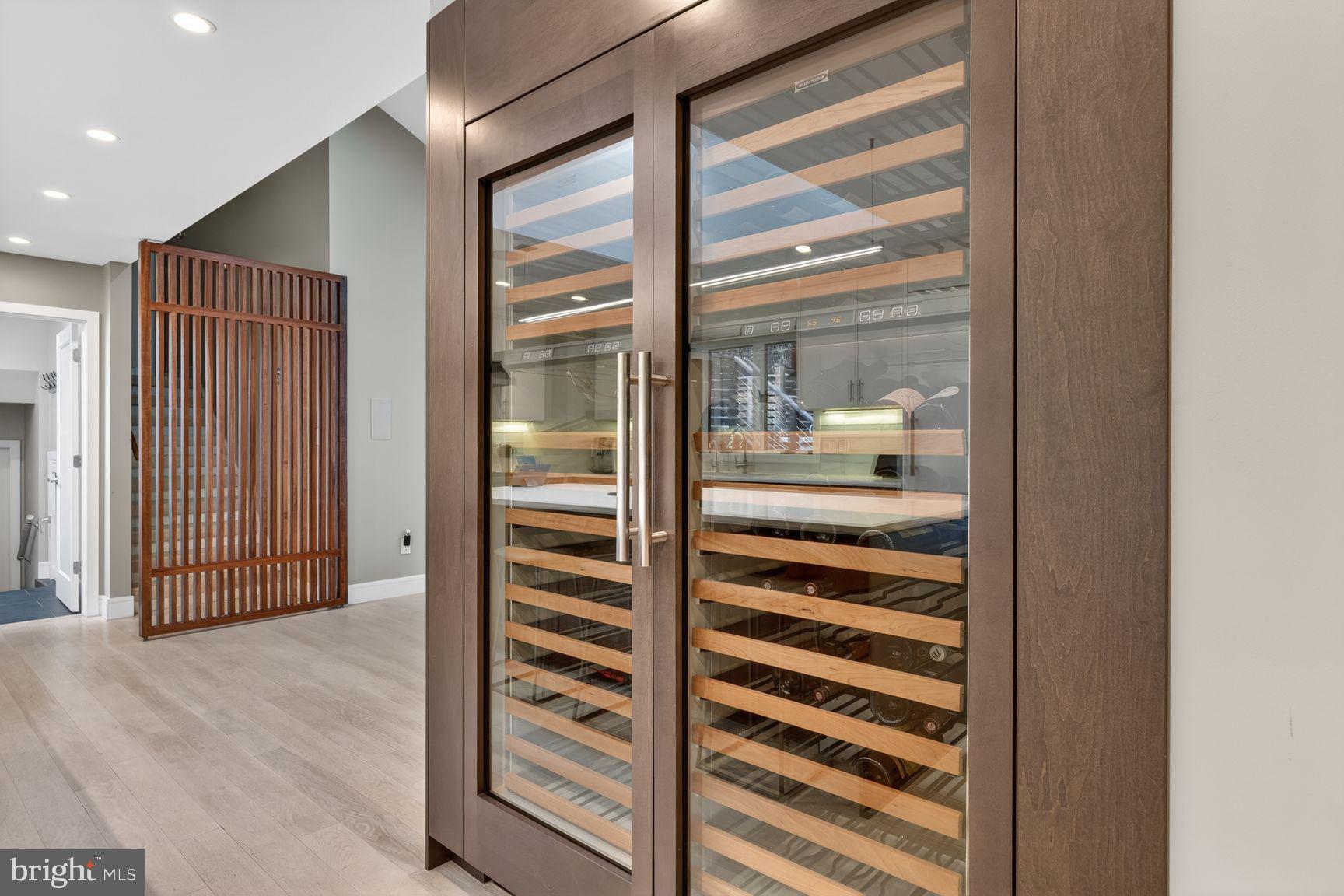 BELLEVUE FOREST - Residential