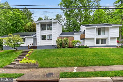 Tiny photo for 3605 Military Road, ARLINGTON, VA 22207 (MLS # VAAR2071994)