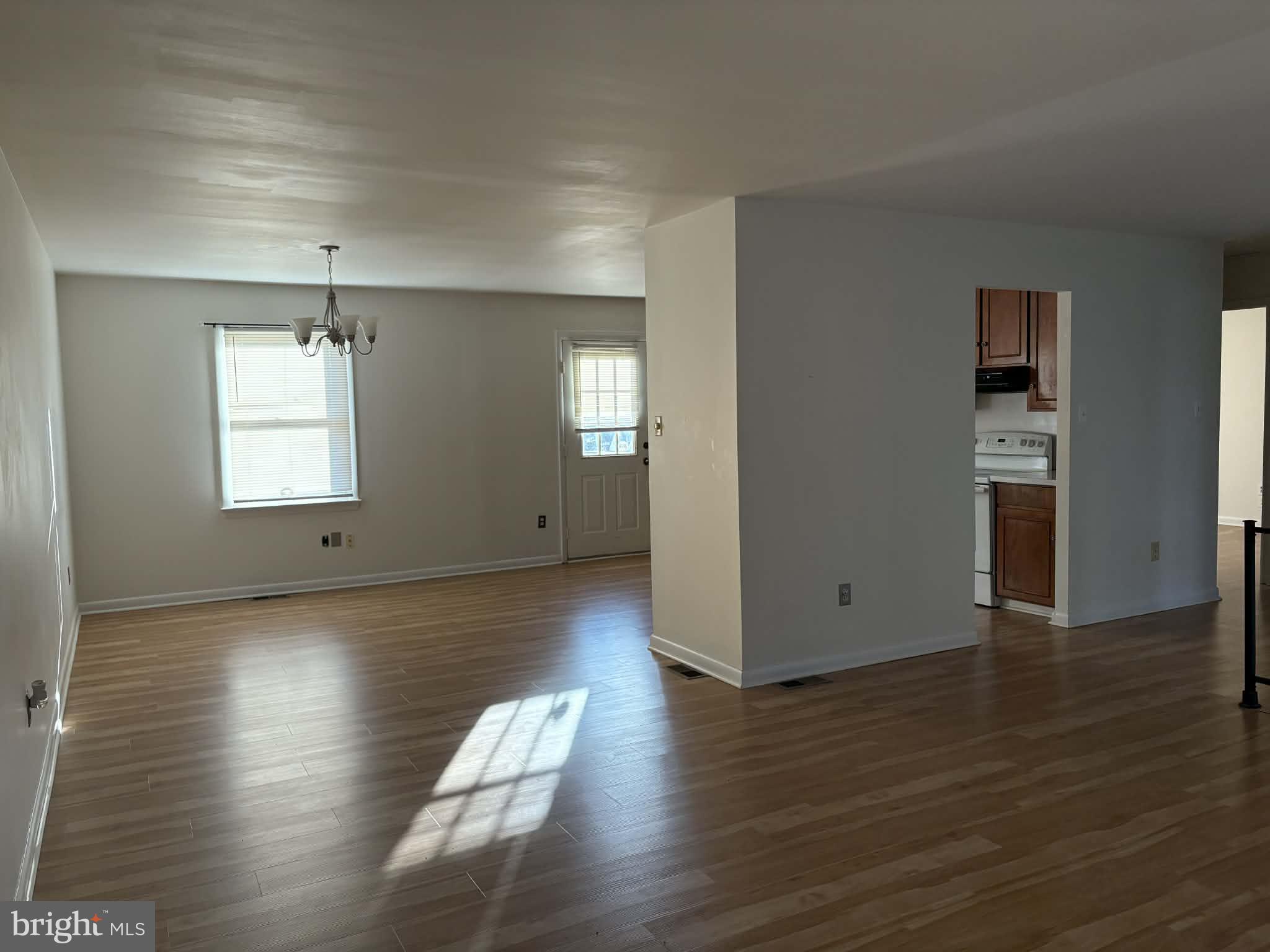 OAK RIDGE - Residential Lease