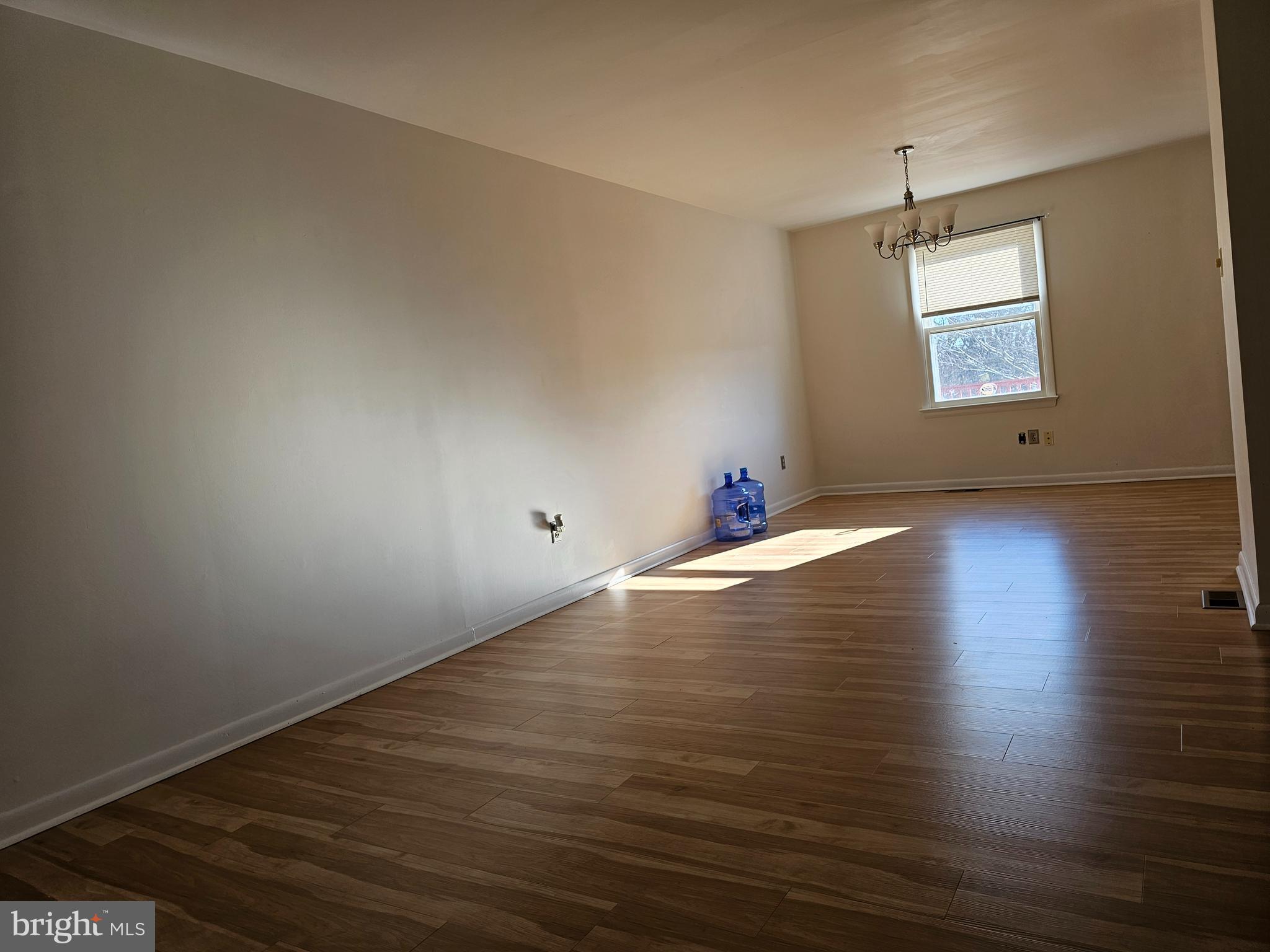 OAK RIDGE - Residential Lease