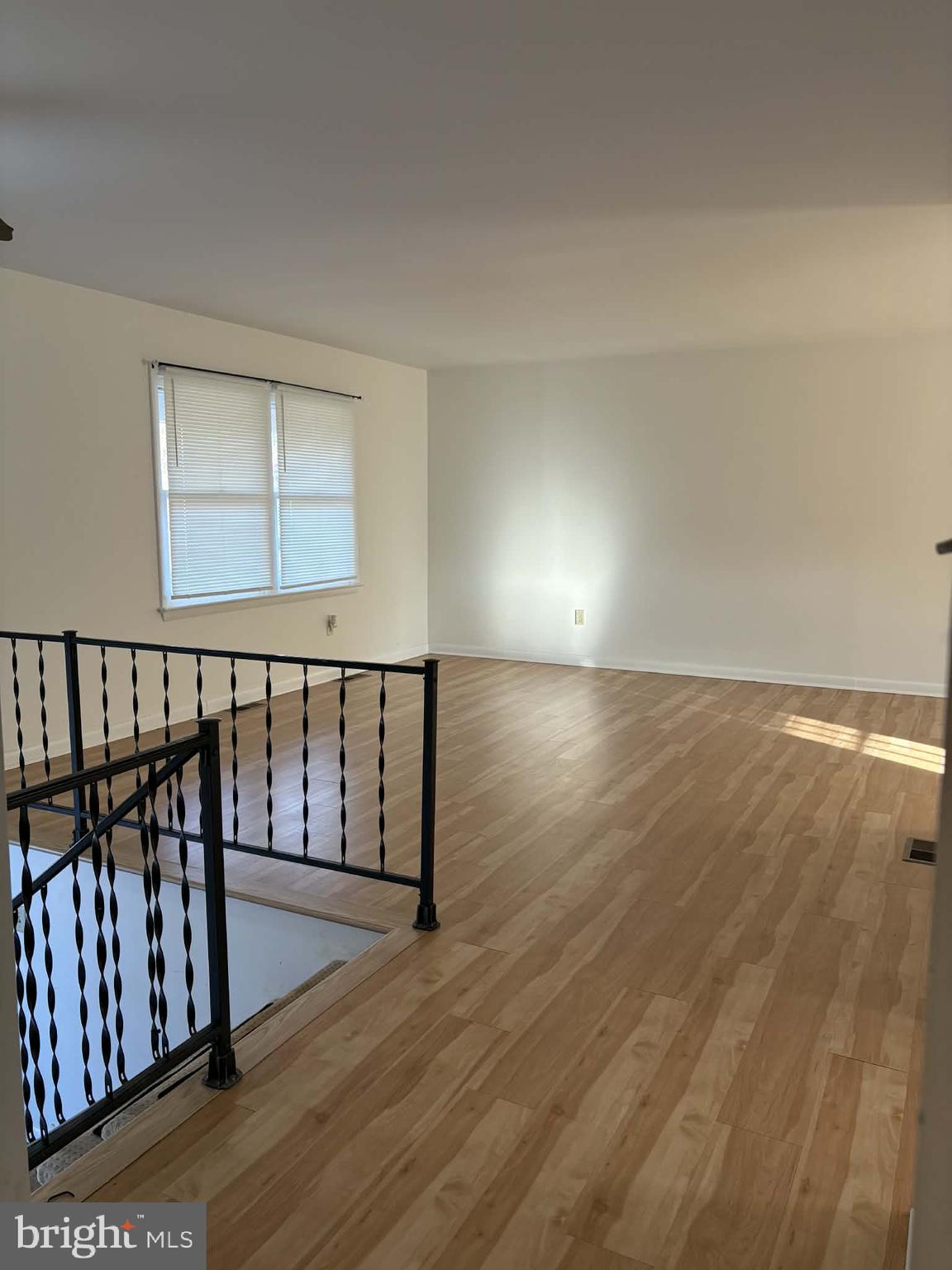 OAK RIDGE - Residential Lease