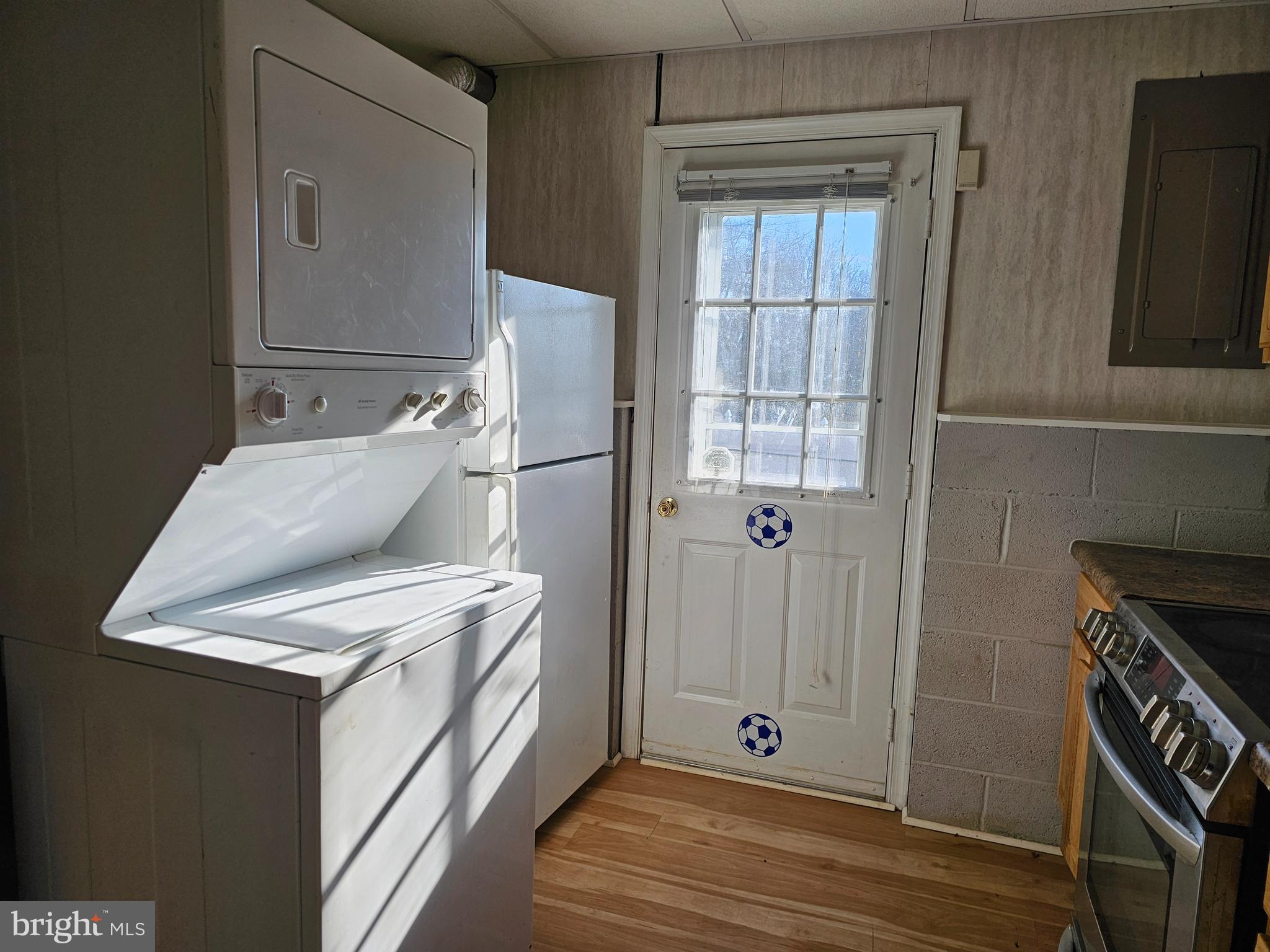 OAK RIDGE - Residential Lease