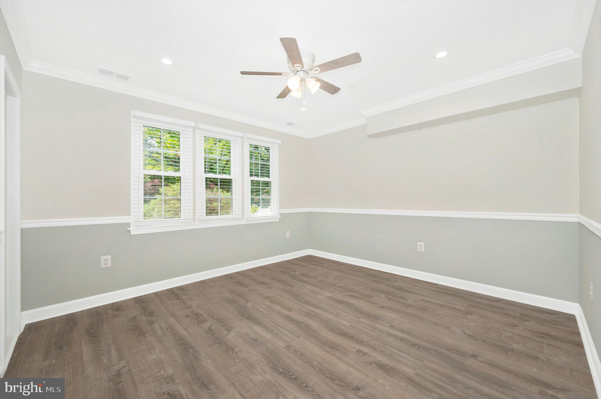 SNOWDENS MANOR - Residential