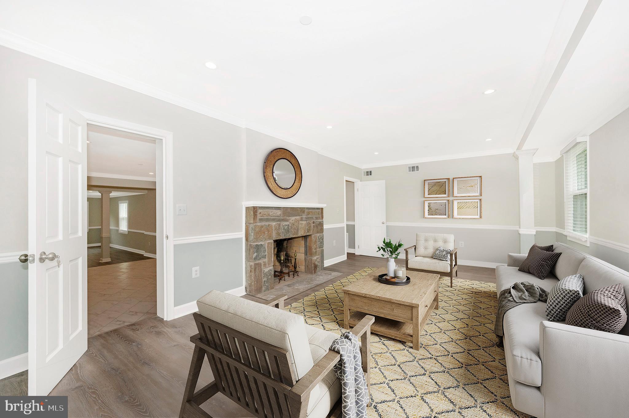 SNOWDENS MANOR - Residential