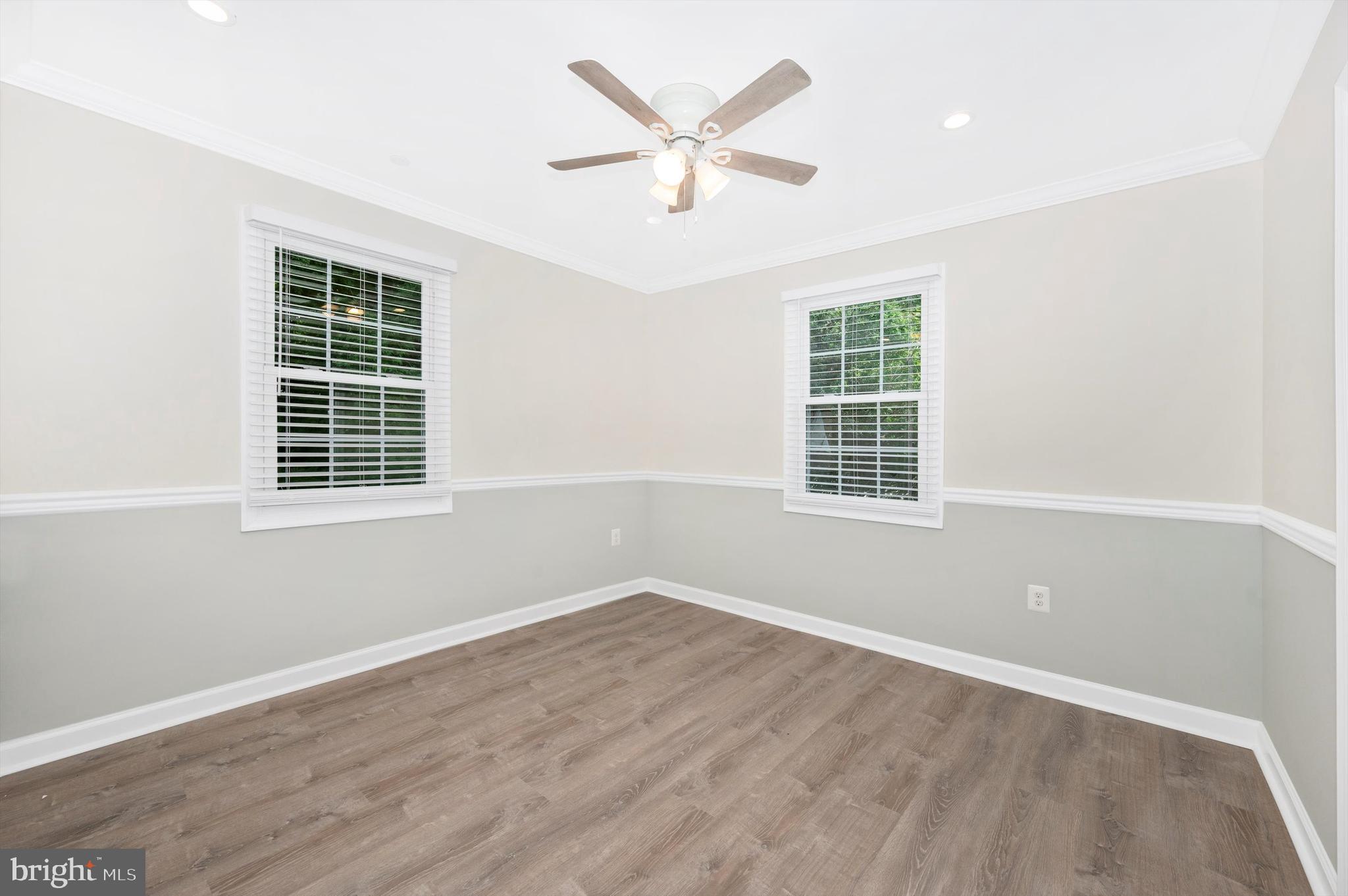 SNOWDENS MANOR - Residential