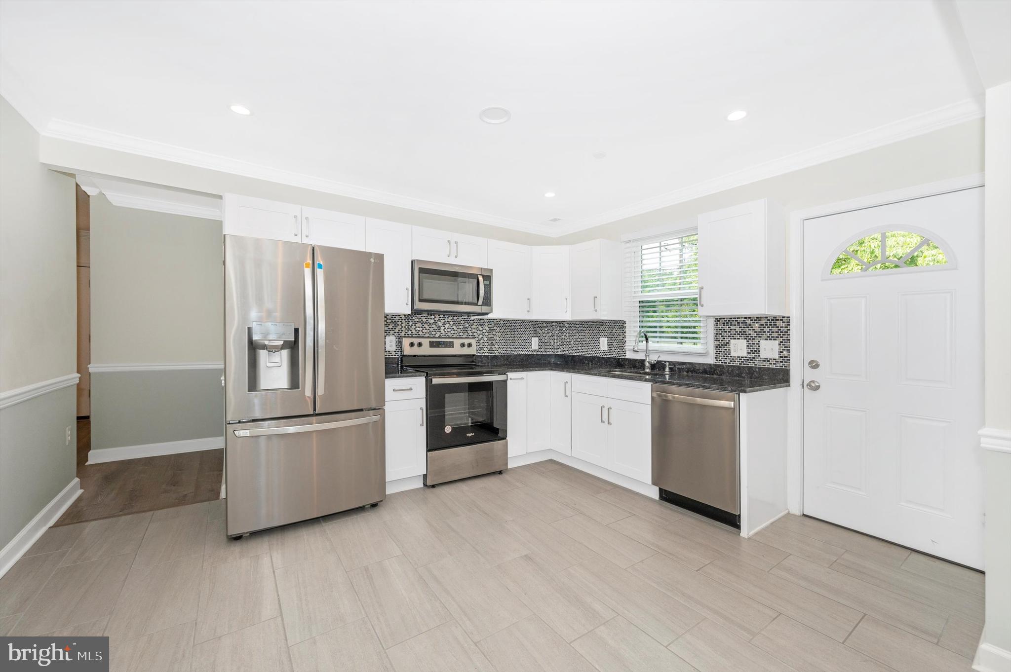 SNOWDENS MANOR - Residential