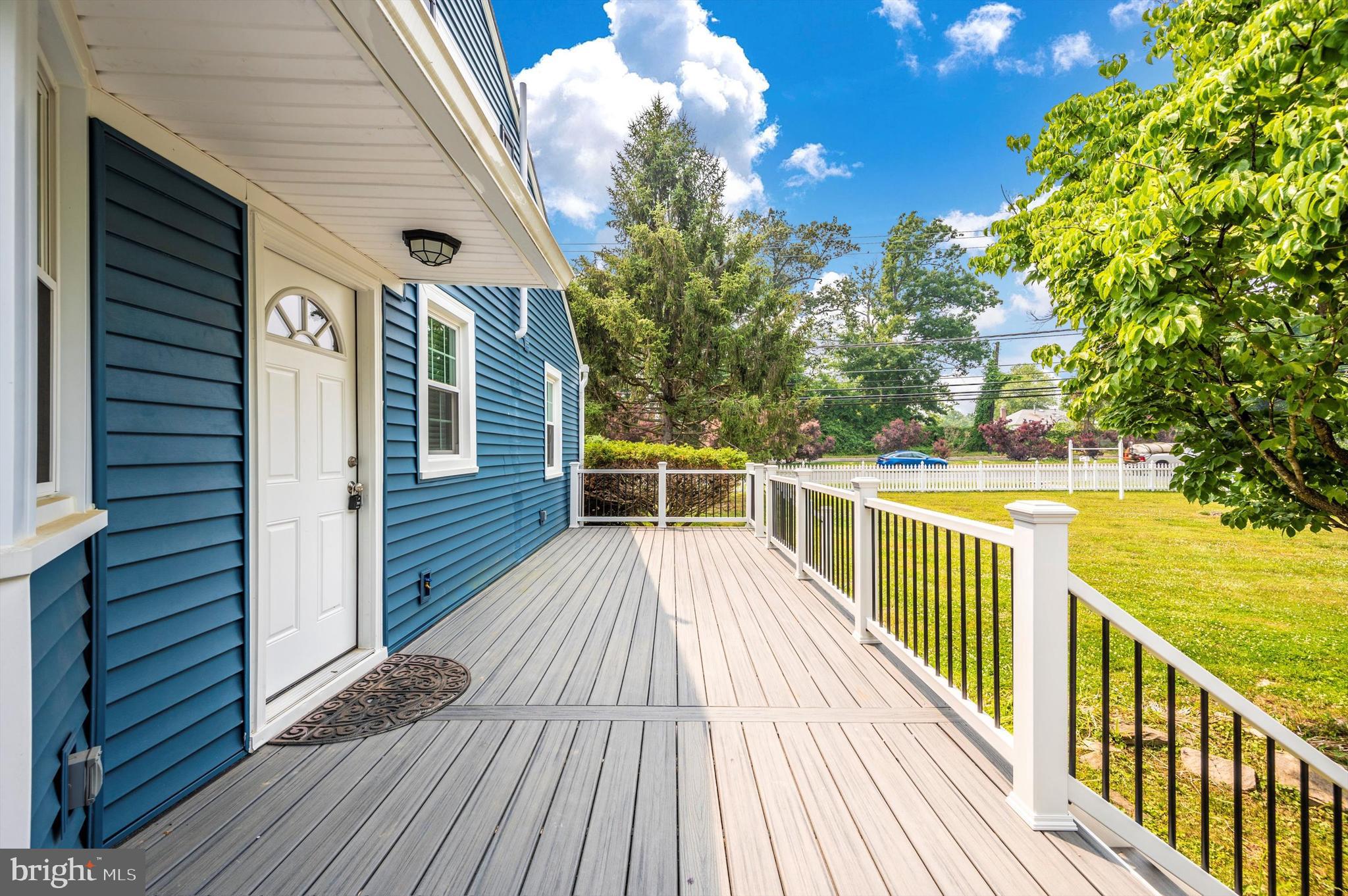 SNOWDENS MANOR - Residential