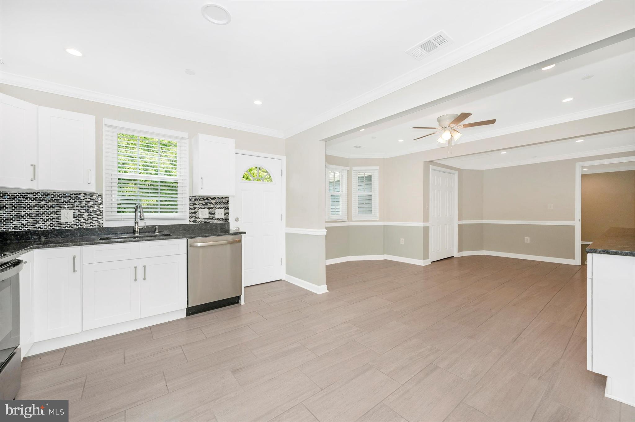 SNOWDENS MANOR - Residential