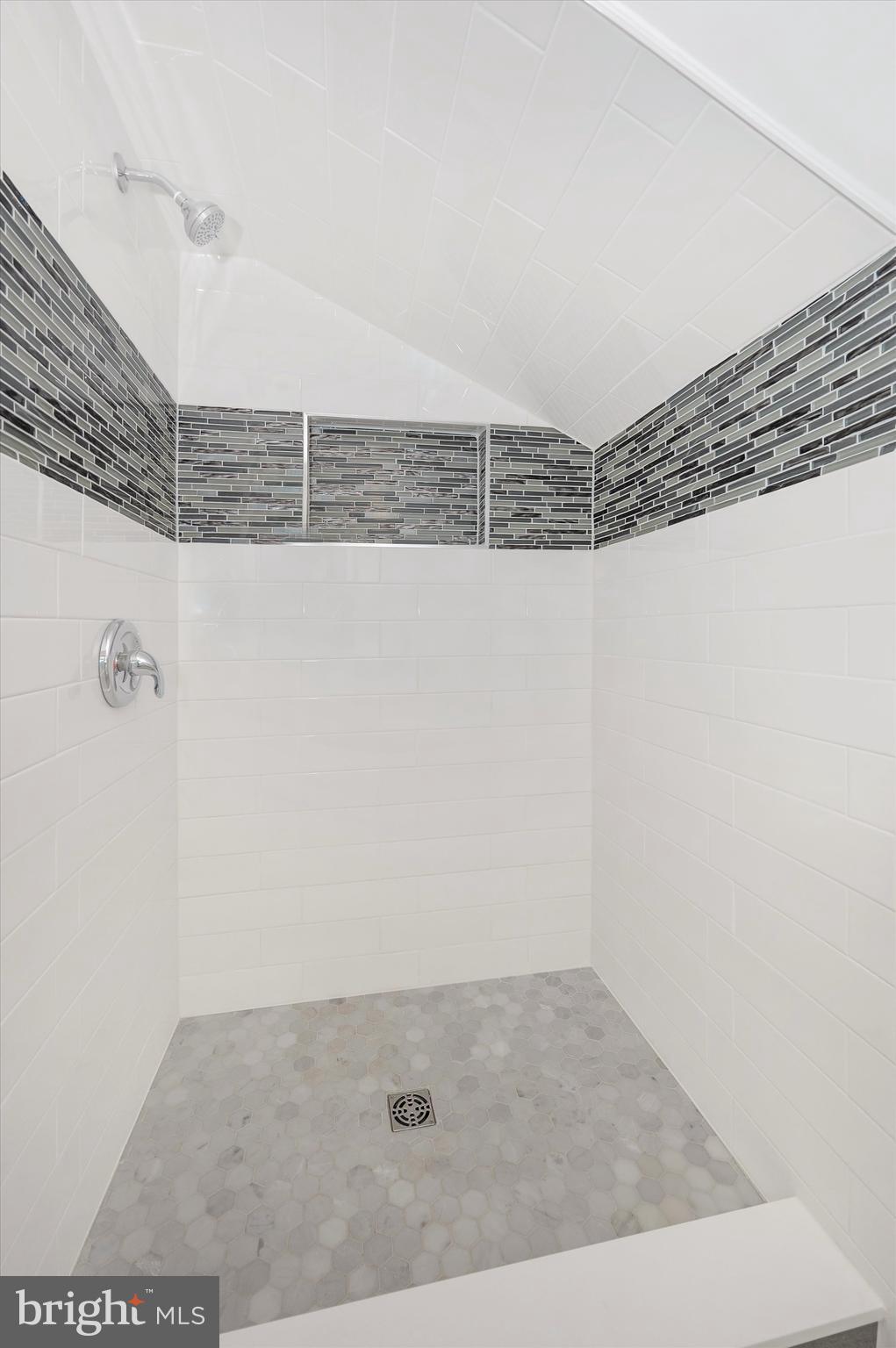 SNOWDENS MANOR - Residential