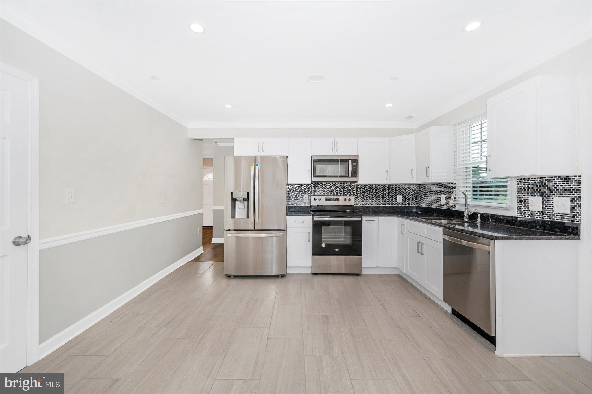 SNOWDENS MANOR - Residential