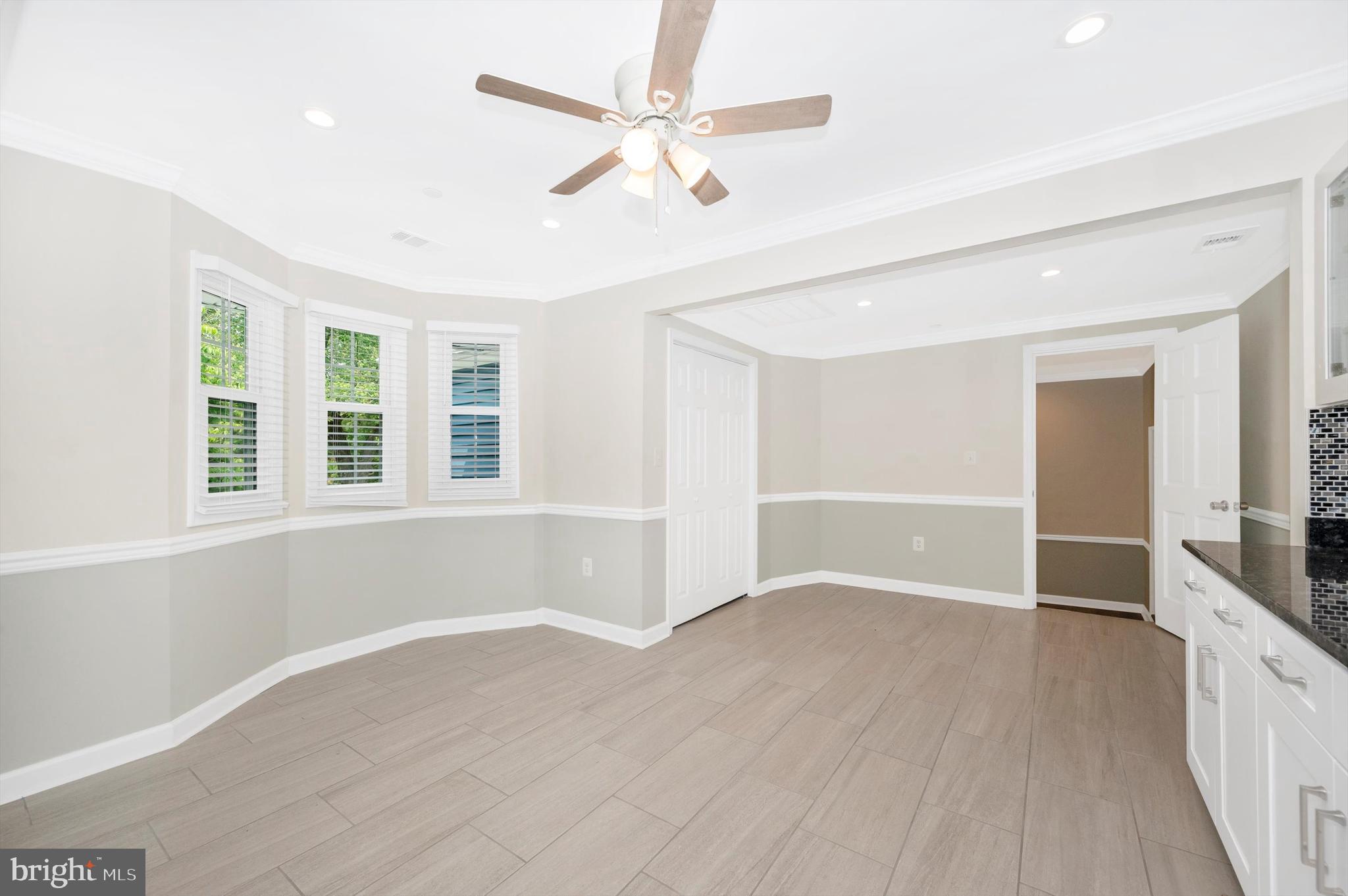 SNOWDENS MANOR - Residential