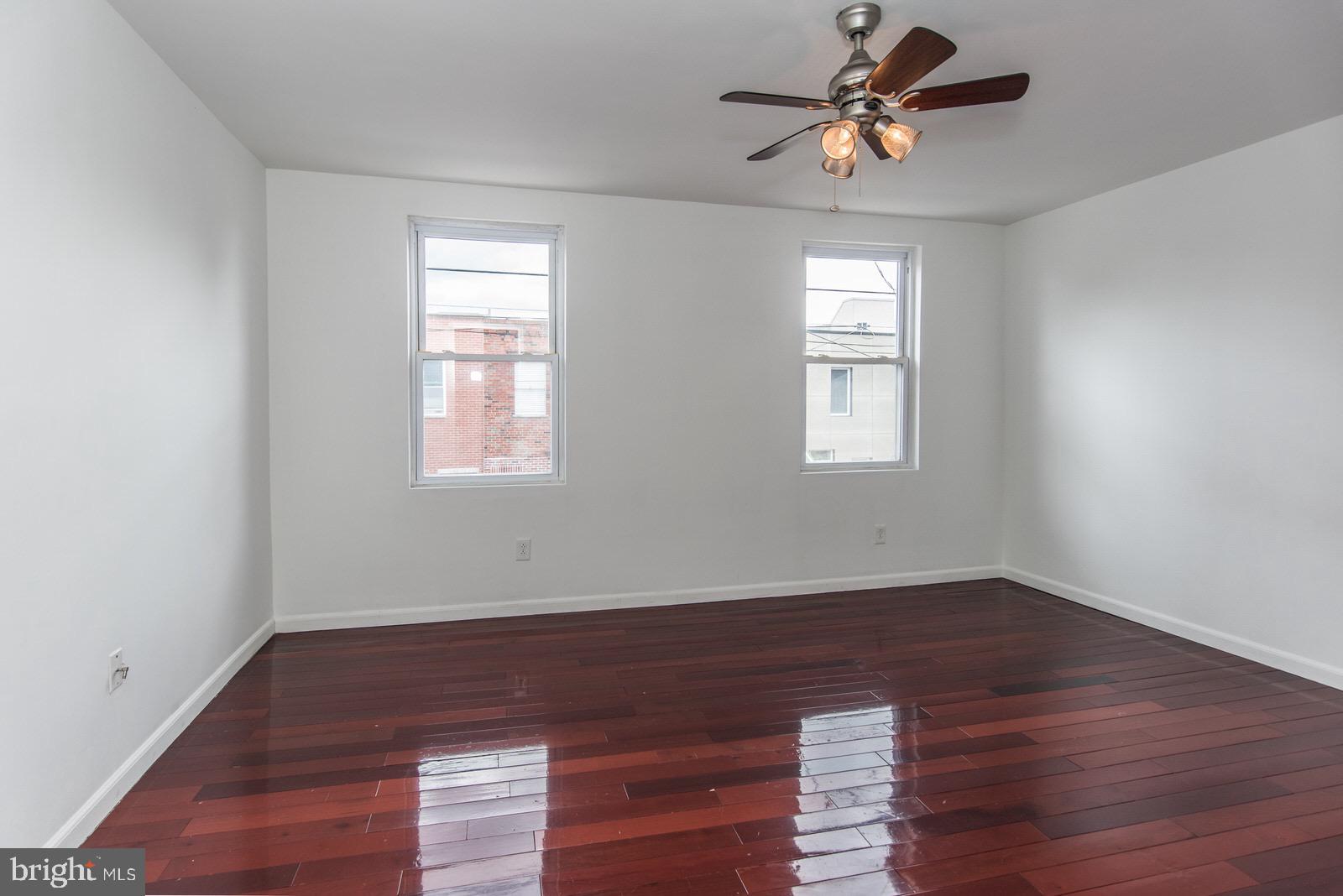 POINT BREEZE - Residential