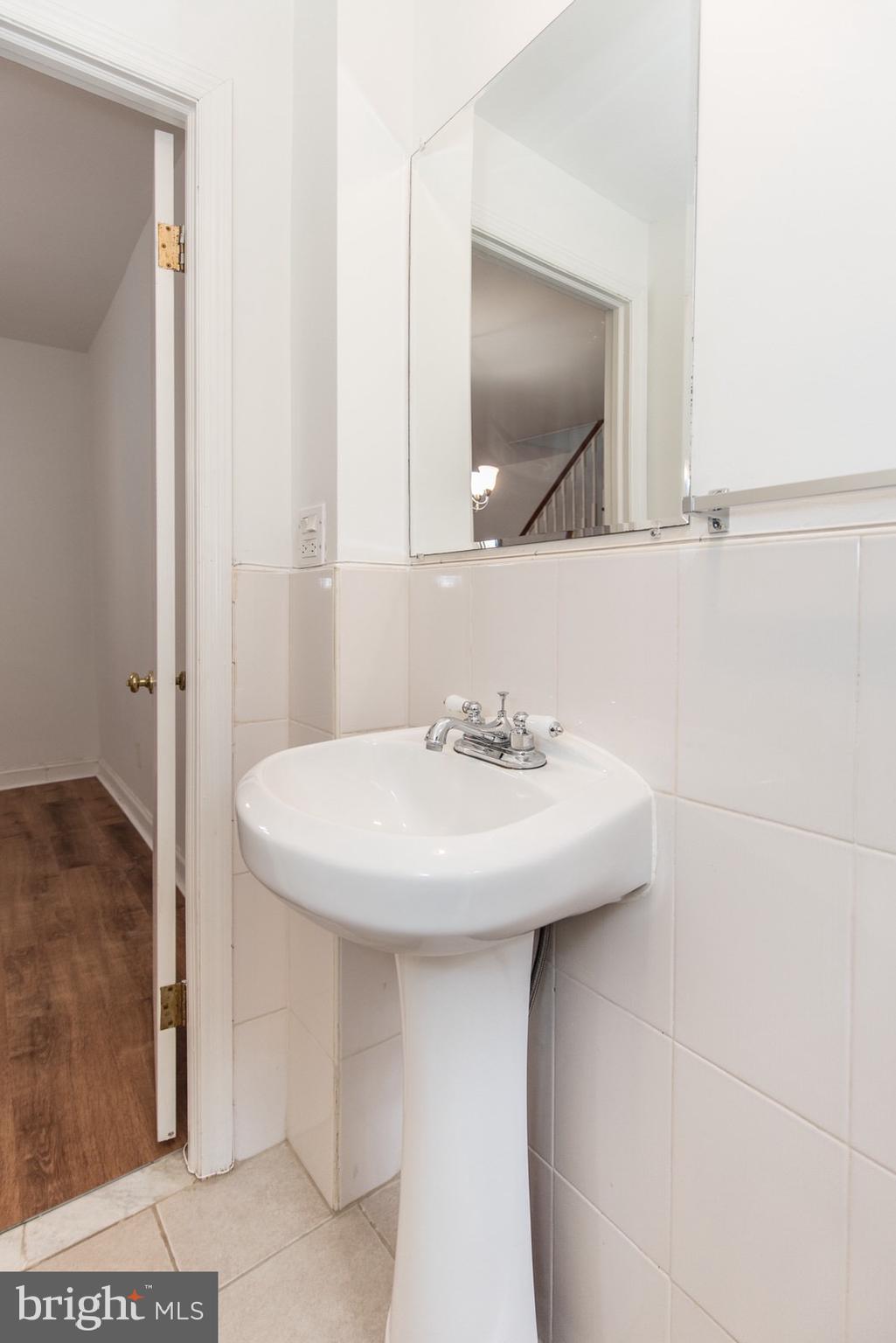 POINT BREEZE - Residential