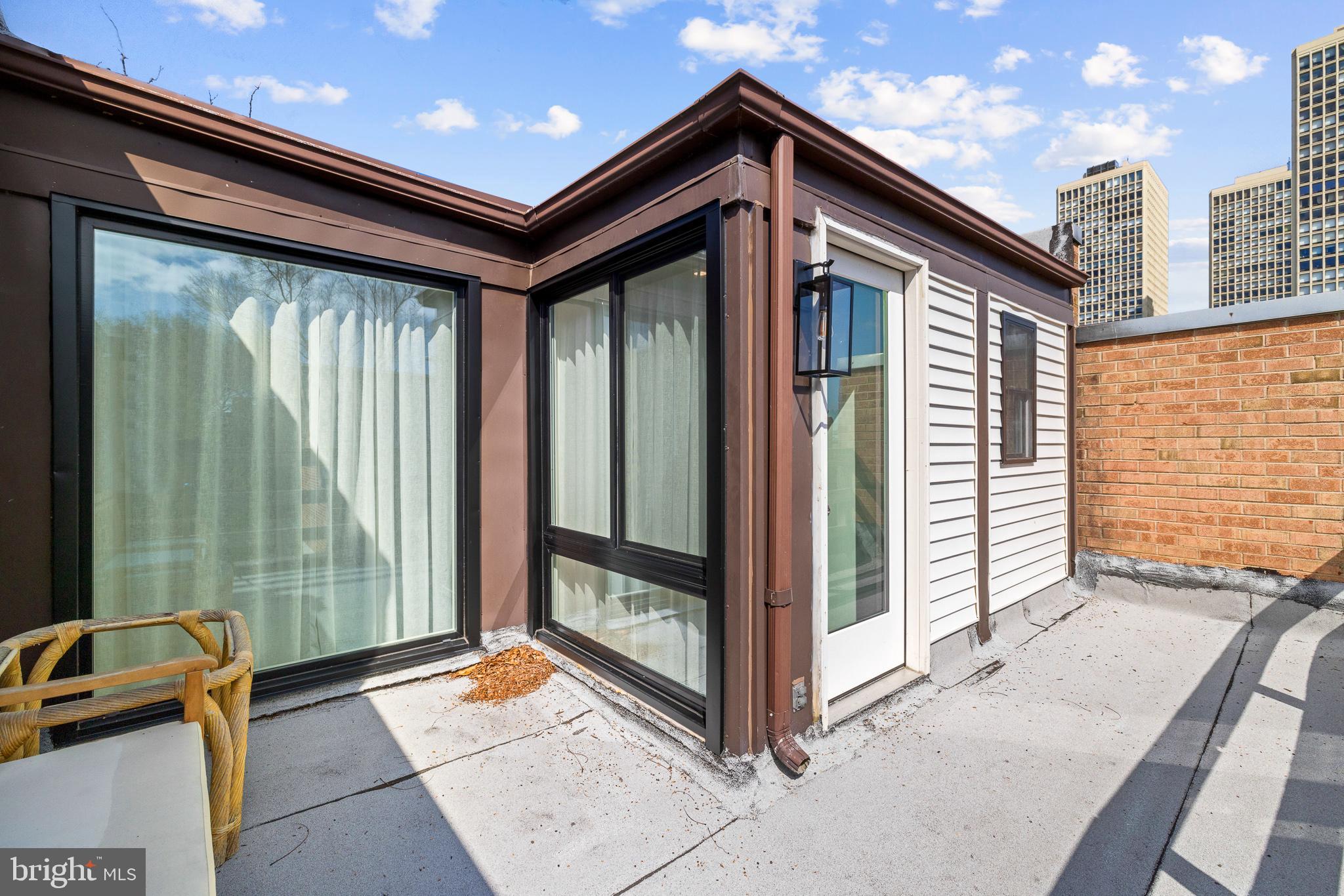 SOCIETY HILL - Residential