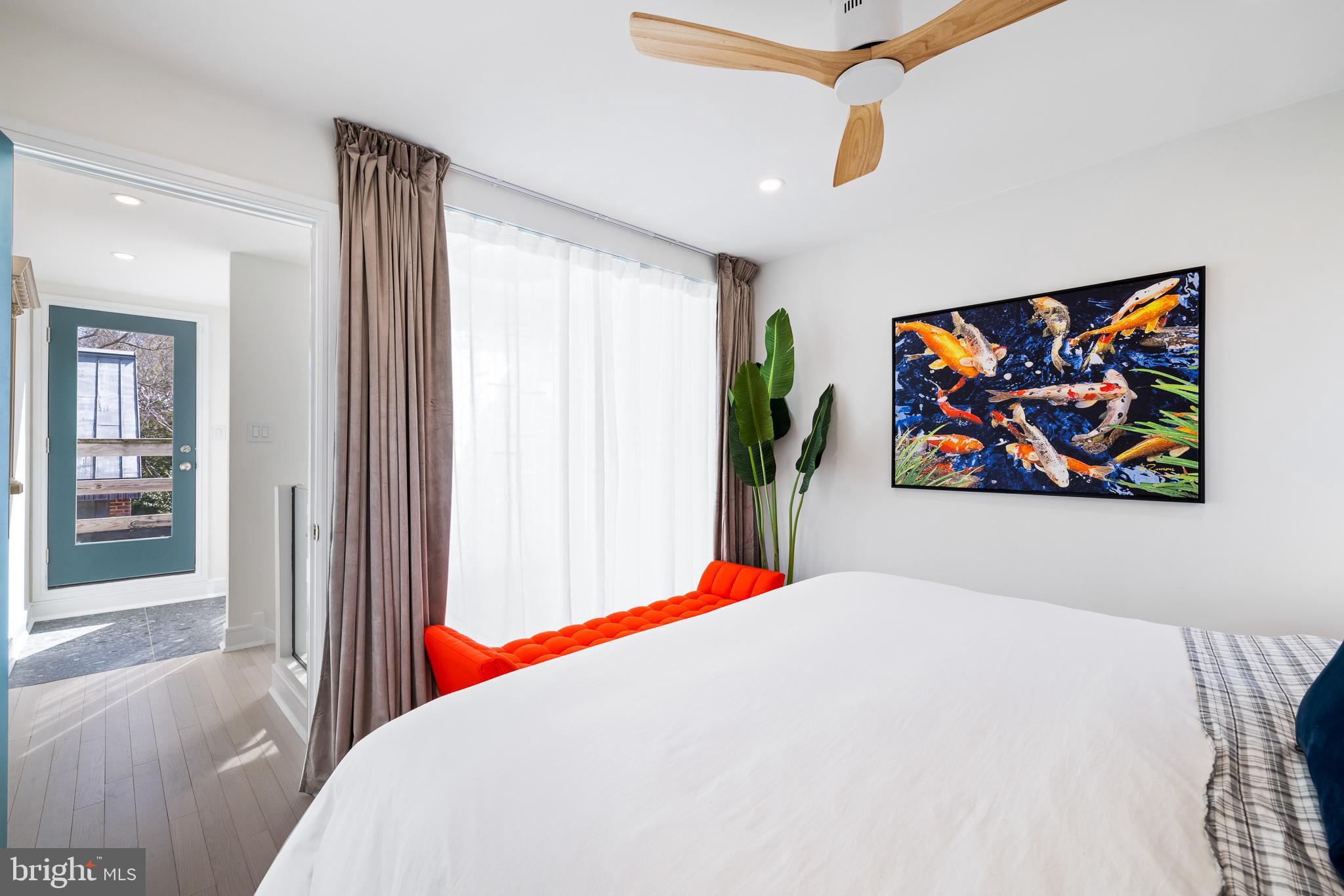 SOCIETY HILL - Residential