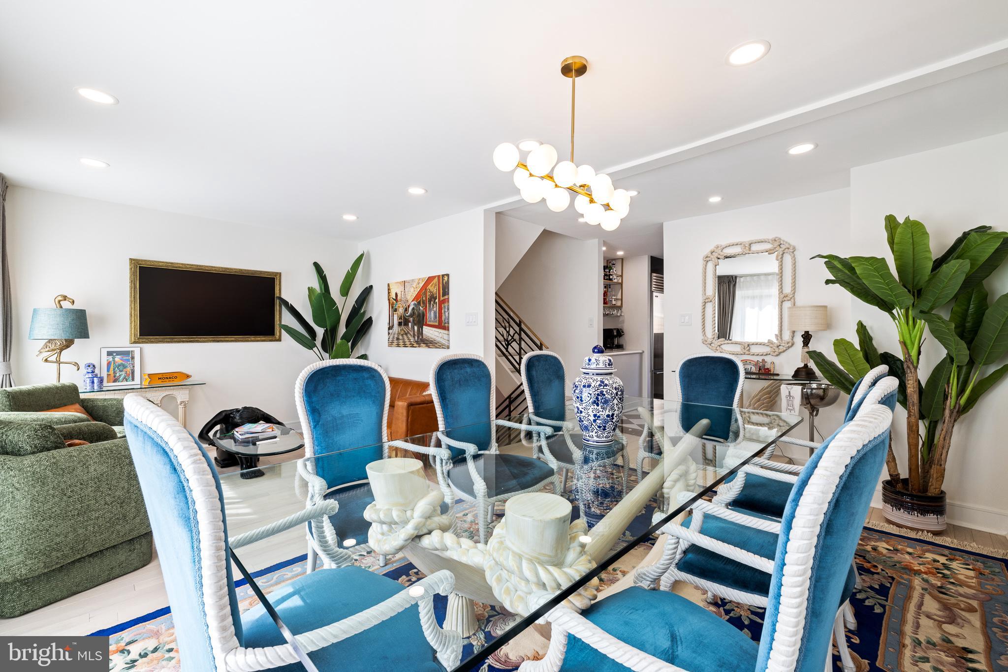 SOCIETY HILL - Residential