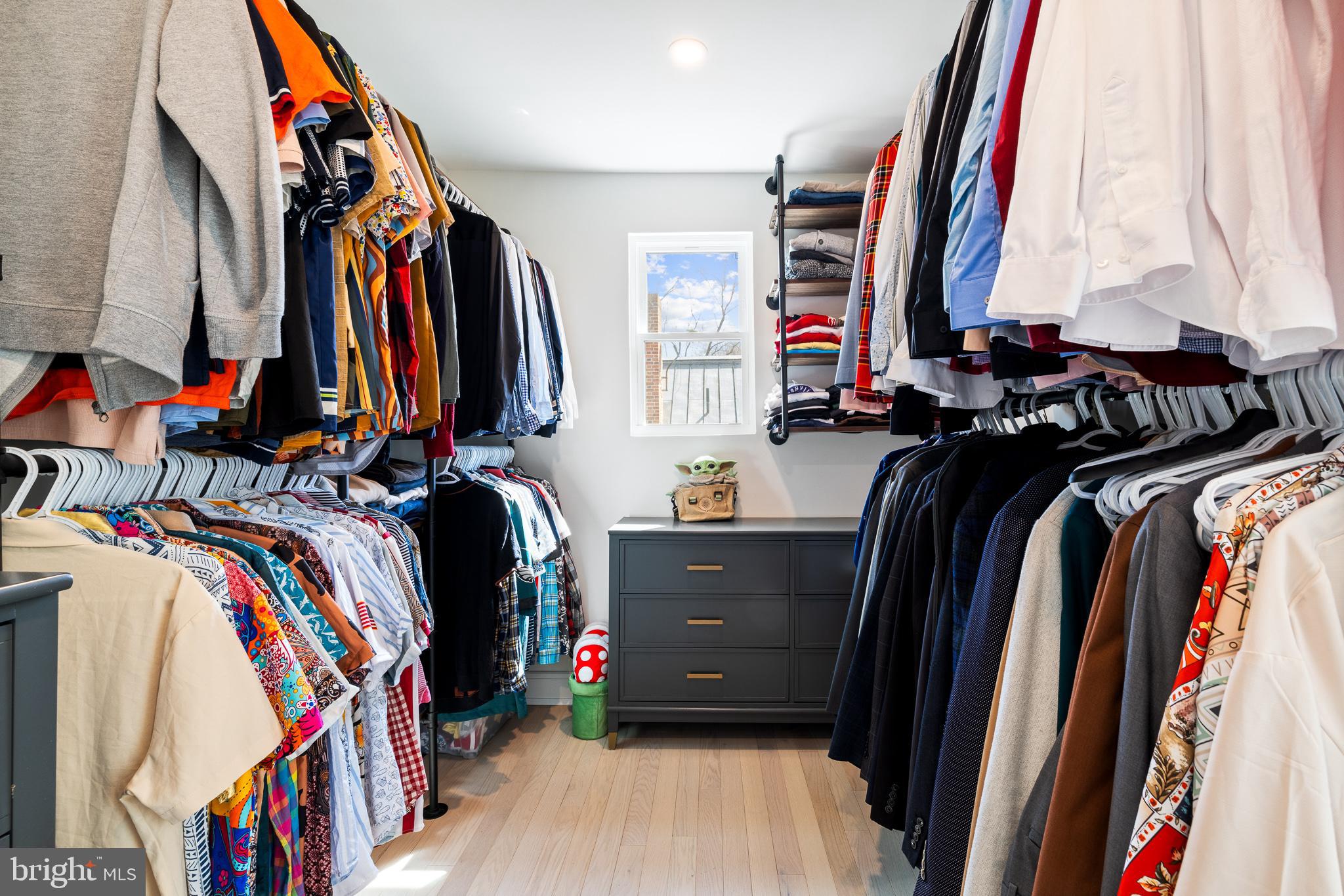 SOCIETY HILL - Residential