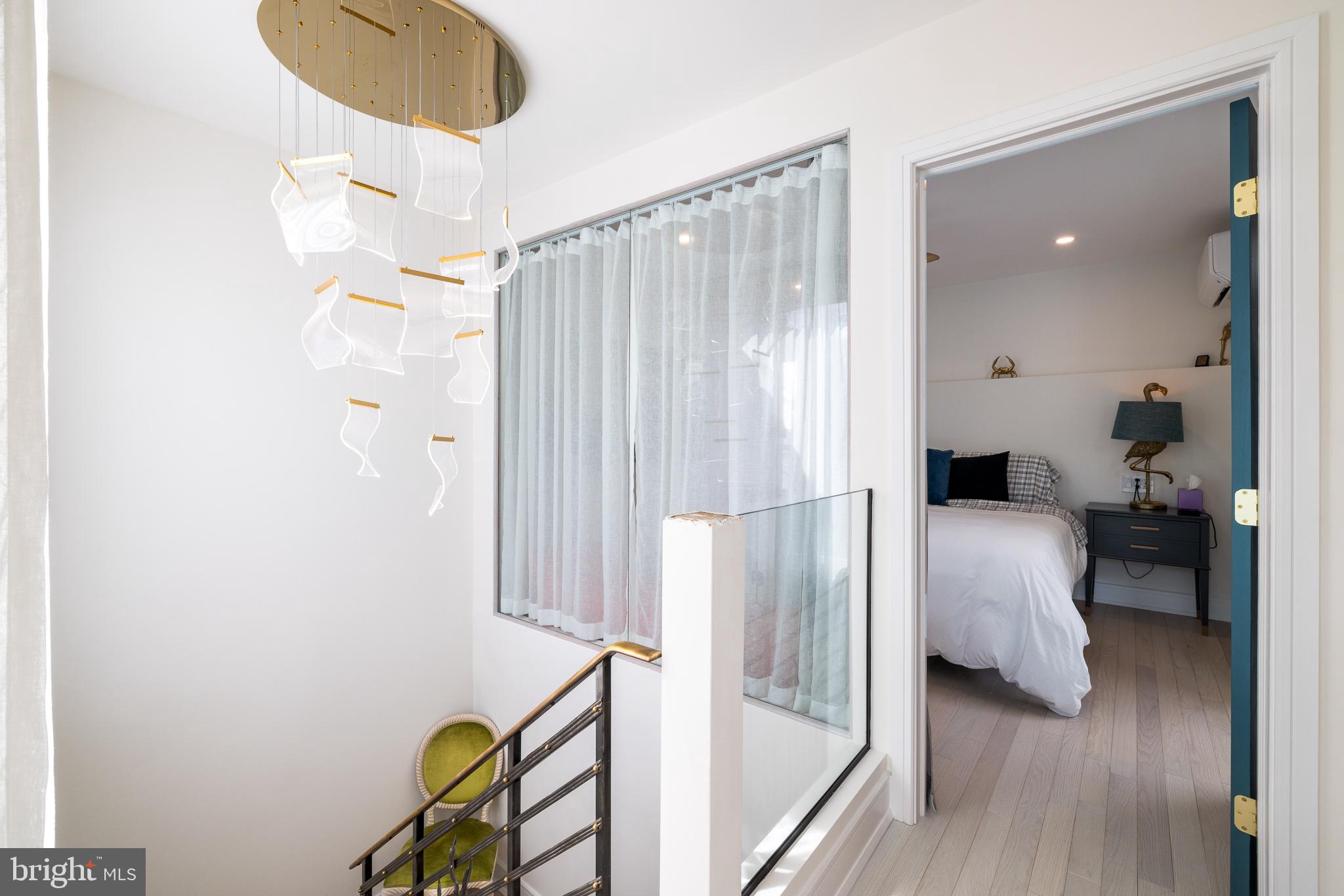 SOCIETY HILL - Residential