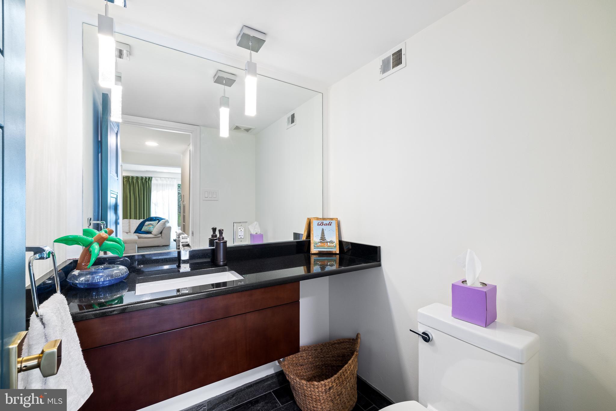 SOCIETY HILL - Residential