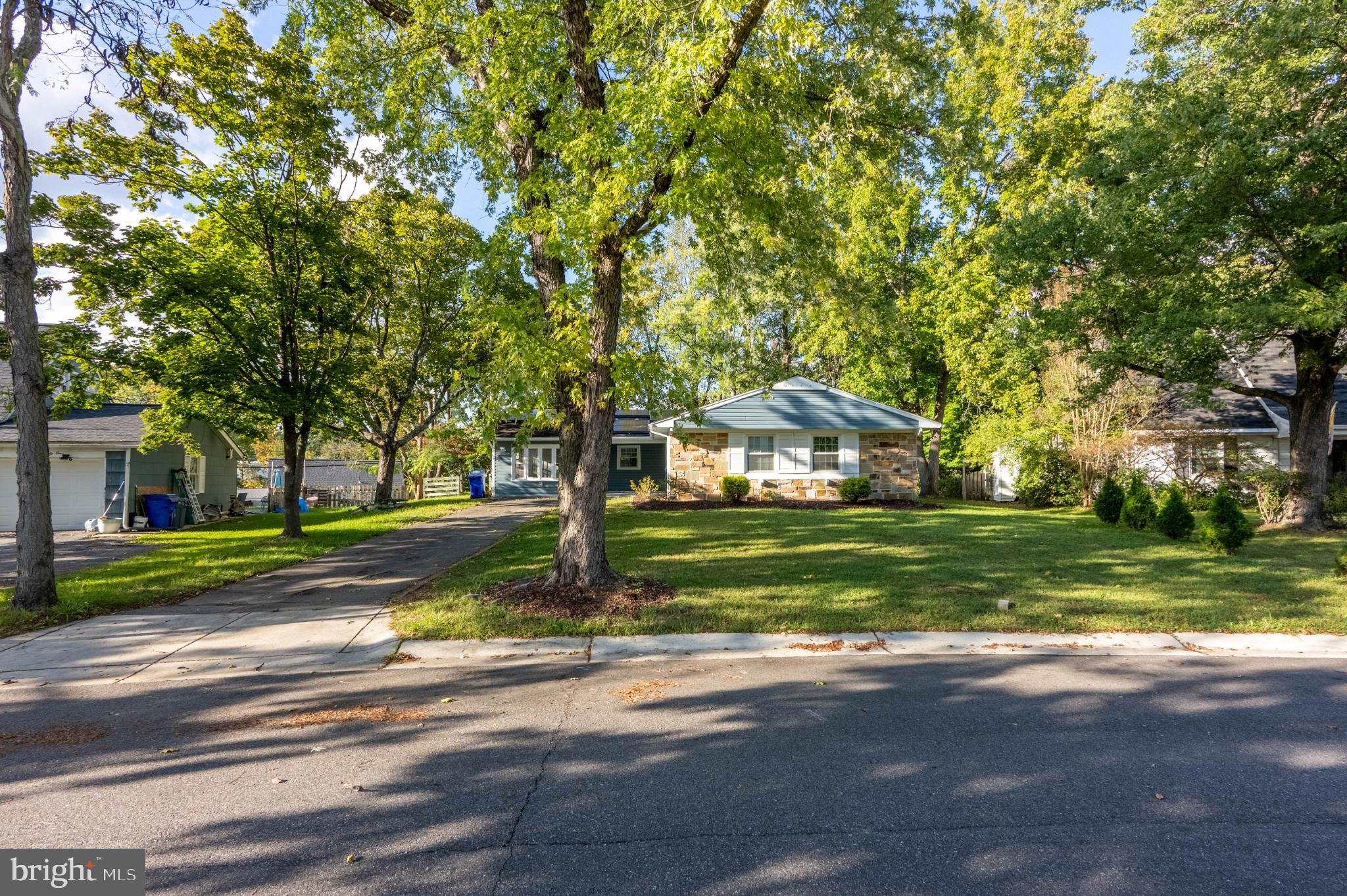2229 HARWOOD LANE