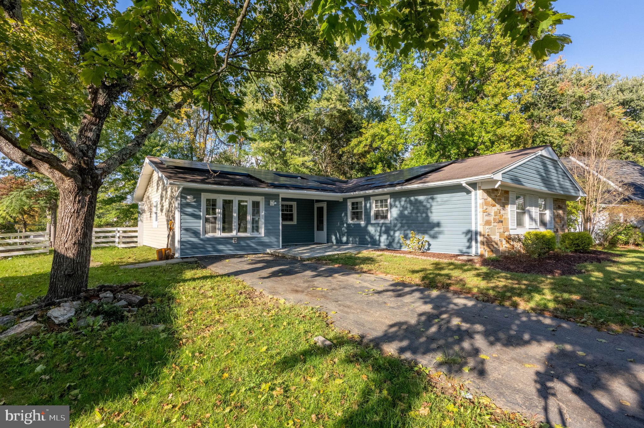 2229 HARWOOD LANE