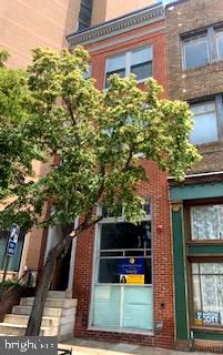 MOUNT VERNON PLACE HISTORIC DISTRICT - Commercial Lease