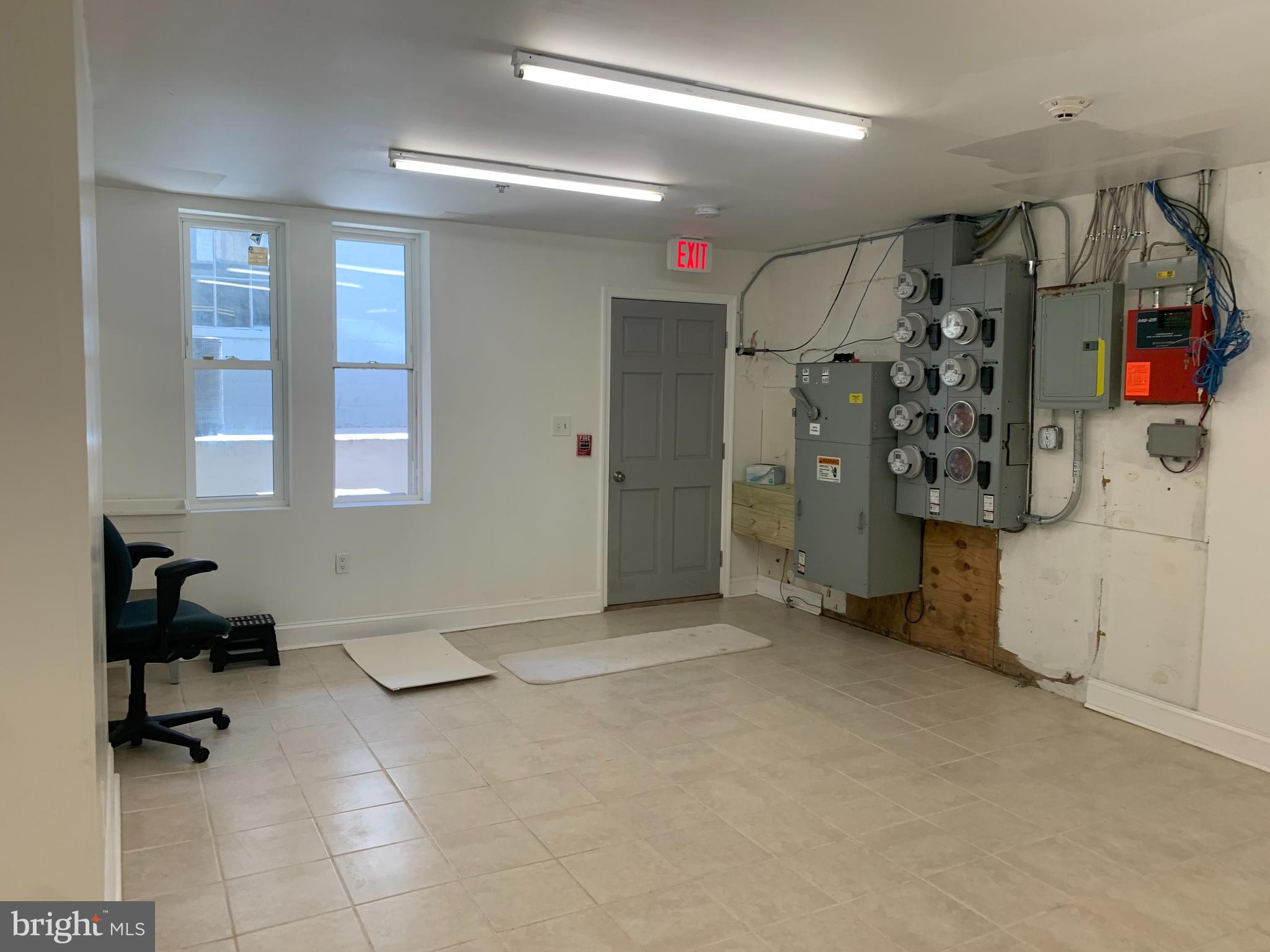 MOUNT VERNON PLACE HISTORIC DISTRICT - Commercial Lease