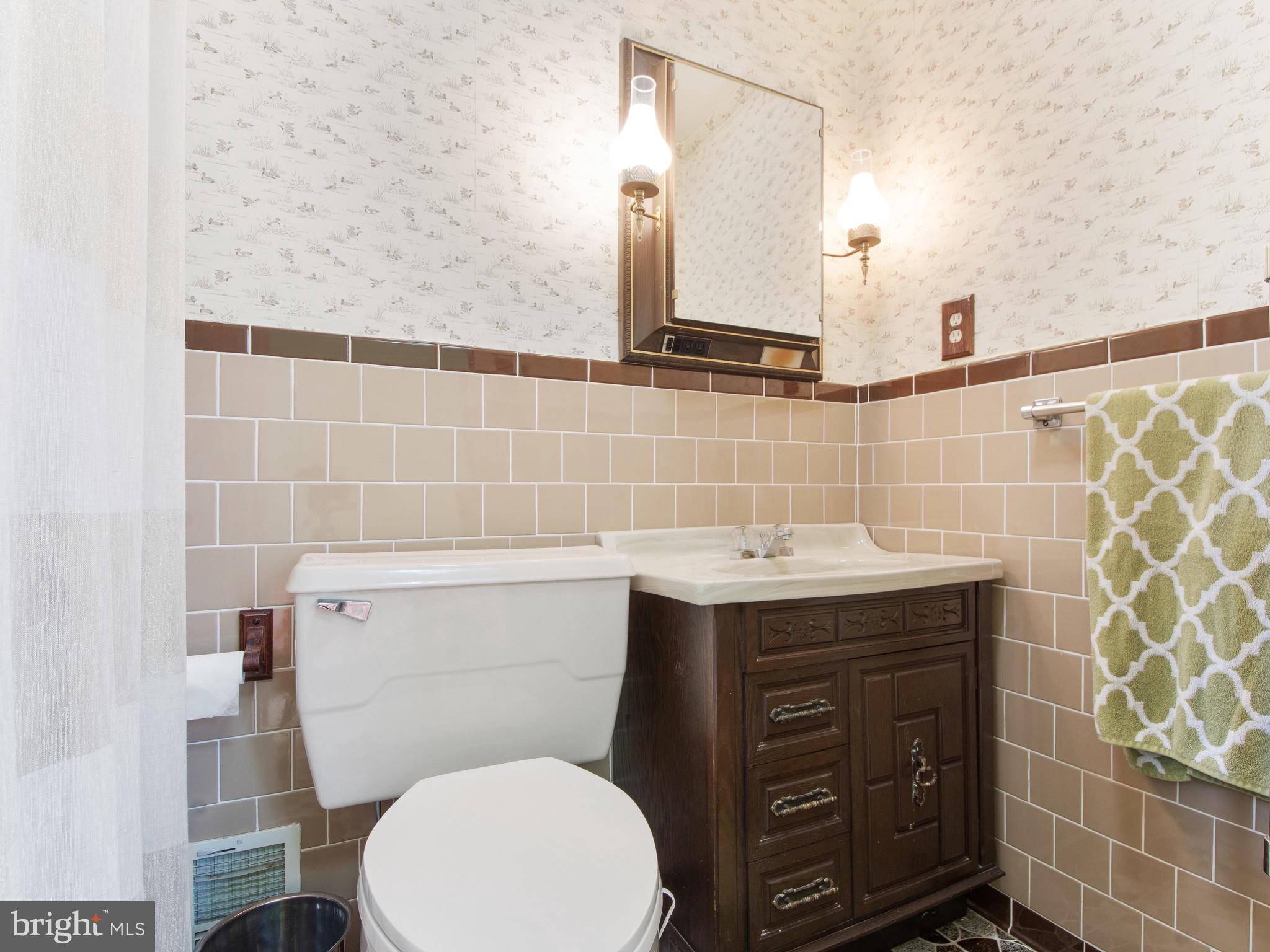 QUEENS CHAPEL MANOR - Residential