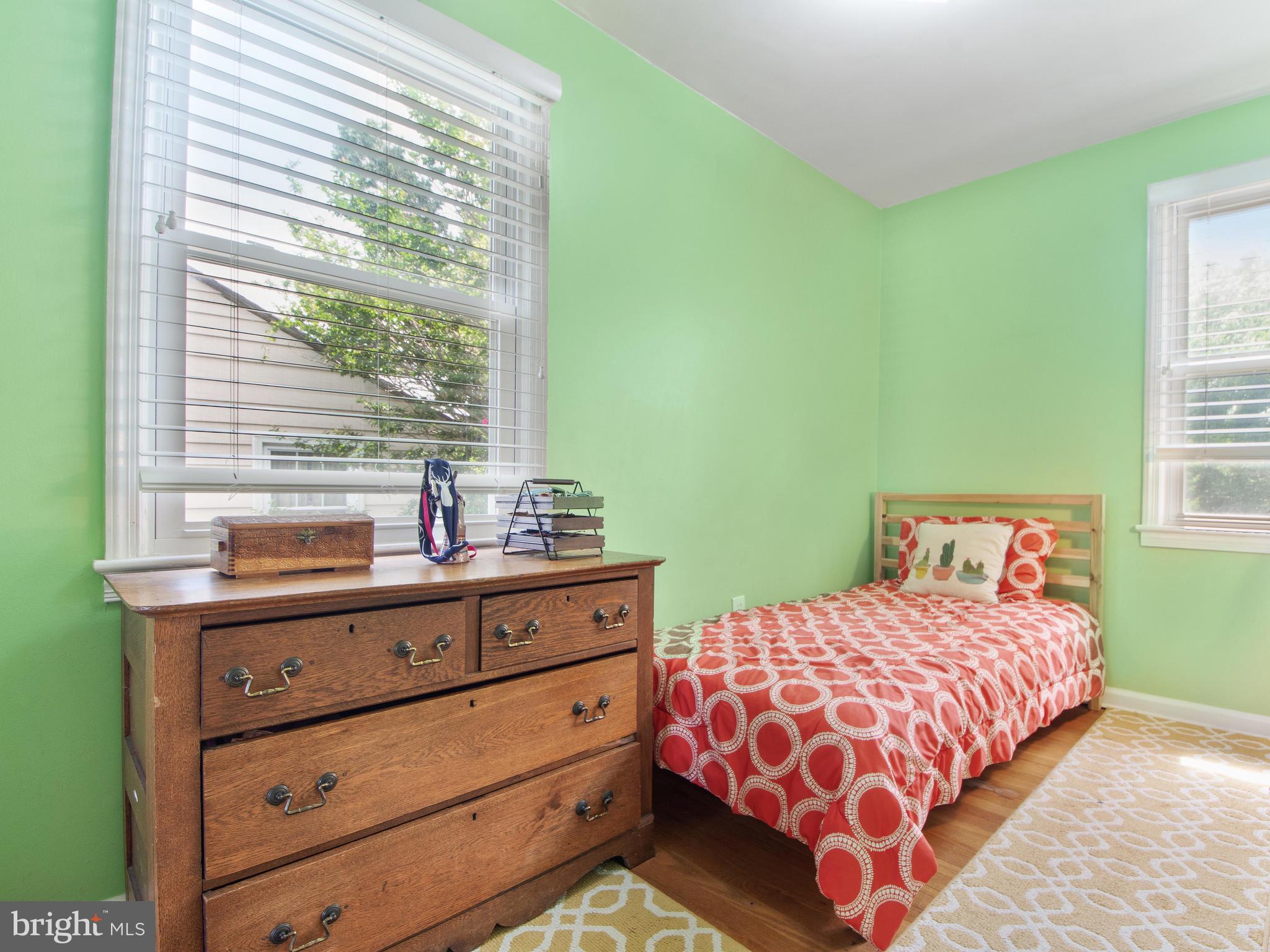 QUEENS CHAPEL MANOR - Residential