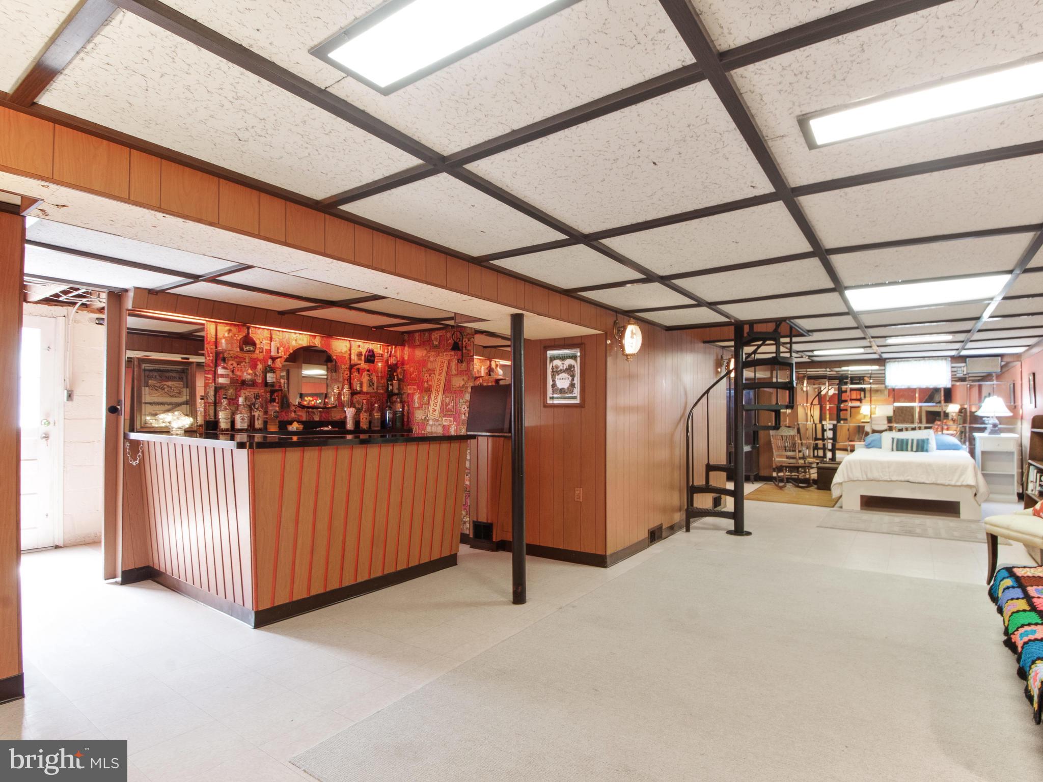 QUEENS CHAPEL MANOR - Residential