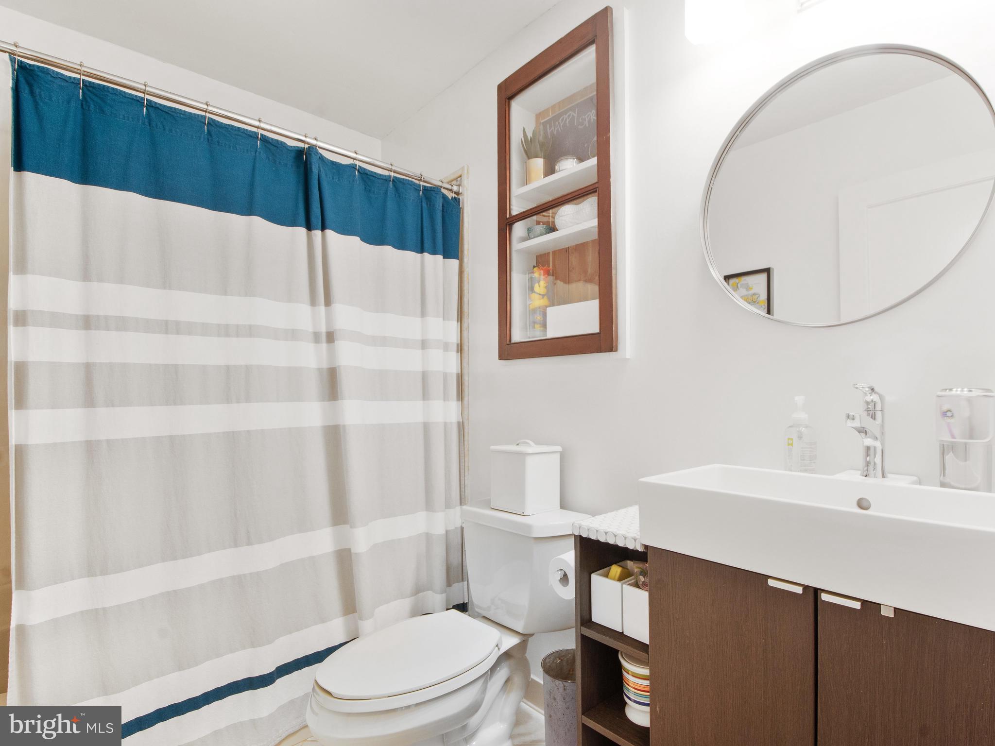 QUEENS CHAPEL MANOR - Residential