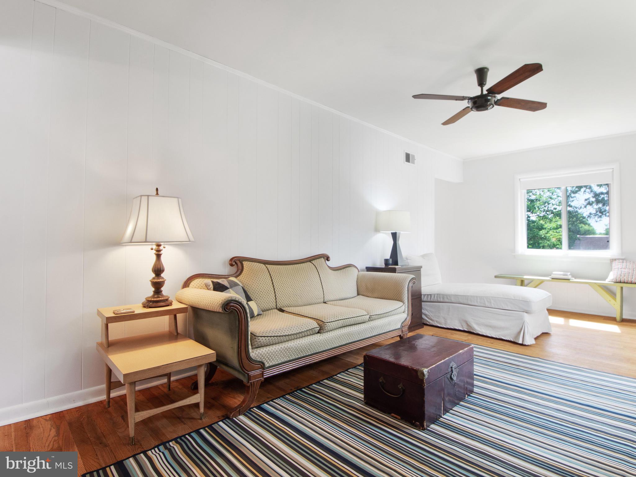 QUEENS CHAPEL MANOR - Residential